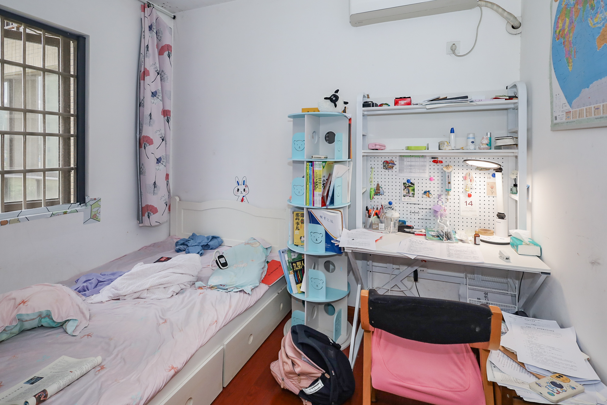 钰龙天下二期(钰龙佳园) 2室2厅1卫 203.0万 钰龙天下二期(钰龙佳园) 2室2厅1卫 203.0万卧室