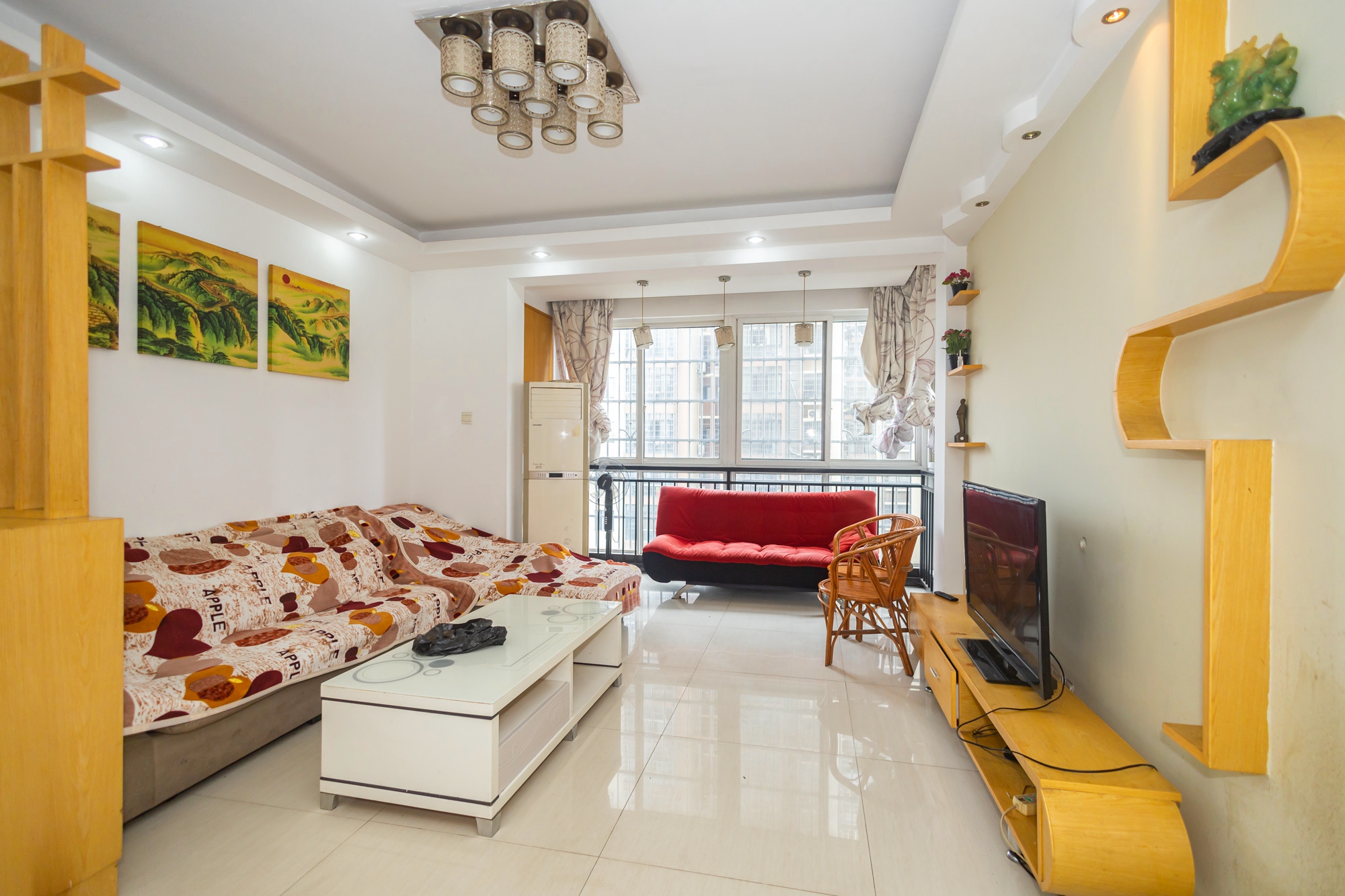 楚天世纪城东苑 1室1厅1卫 55.0万 楚天世纪城东苑 1室1厅1卫 55.0万客厅