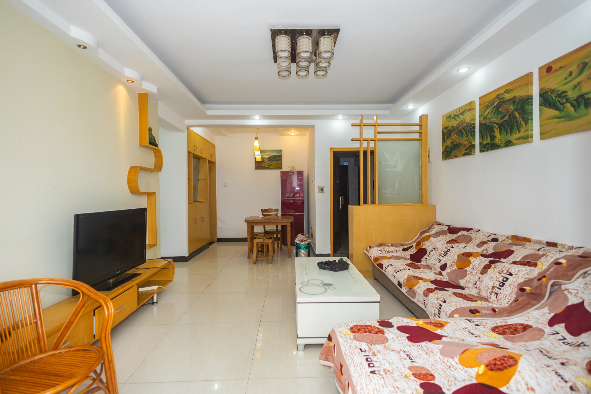 楚天世纪城东苑 1室1厅1卫 55.0万 楚天世纪城东苑 1室1厅1卫 55.0万客厅