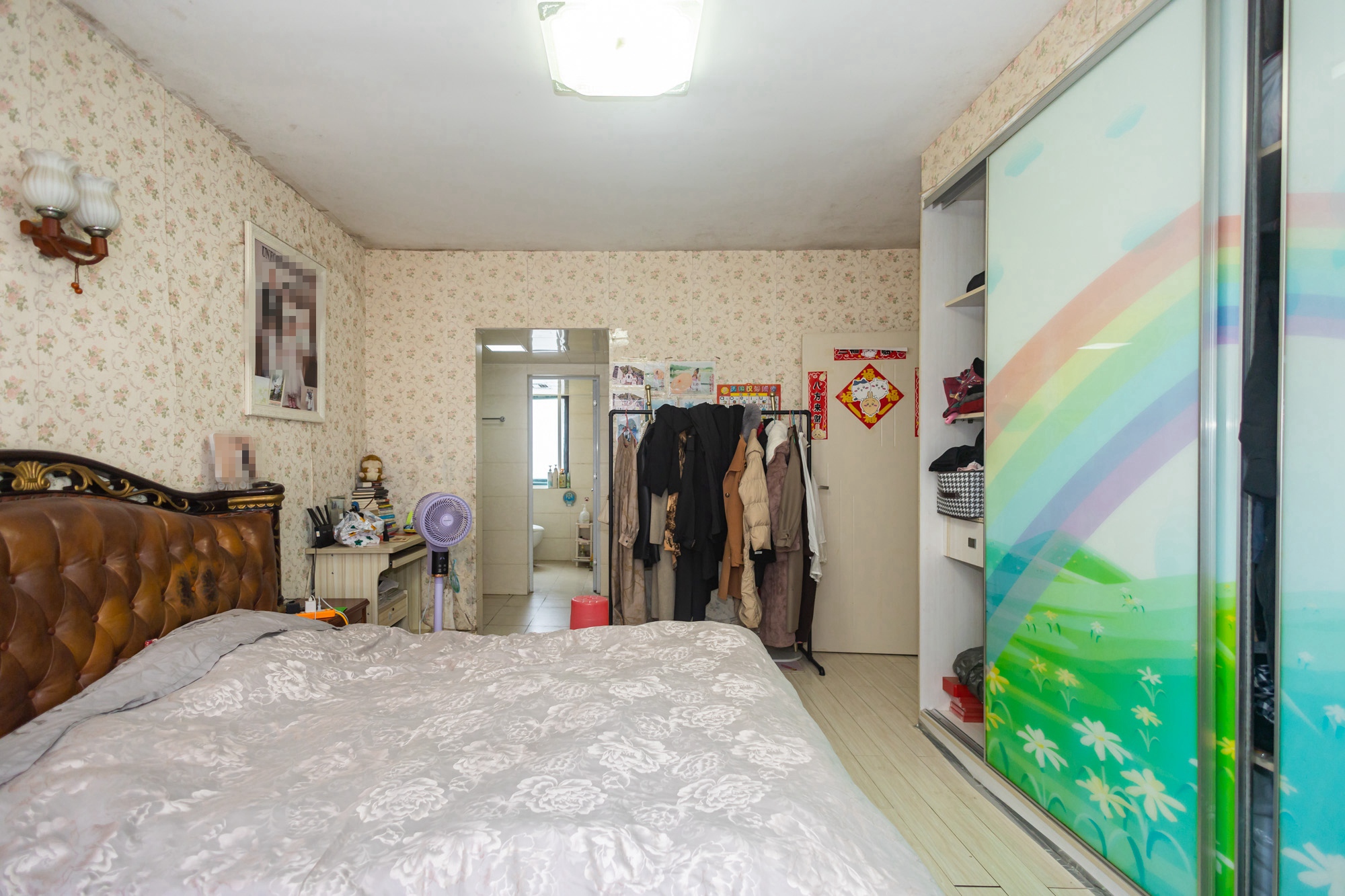 蝴蝶谷  4室2厅2卫    87.8万 蝴蝶谷  4室2厅2卫    87.8万卧室