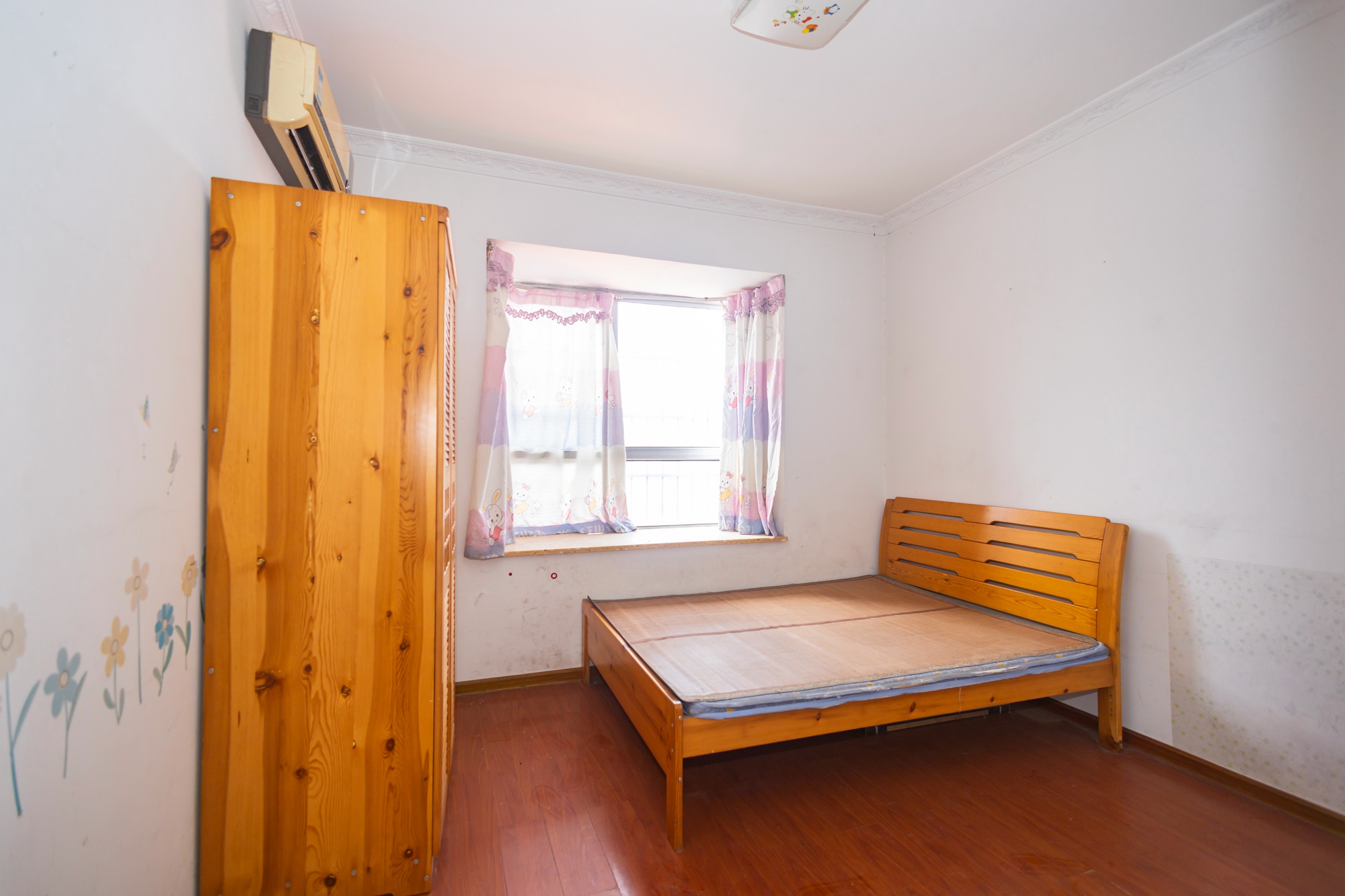 湘楚家园 2室2厅1卫 48.0万 湘楚家园 2室2厅1卫 48.0万卧室