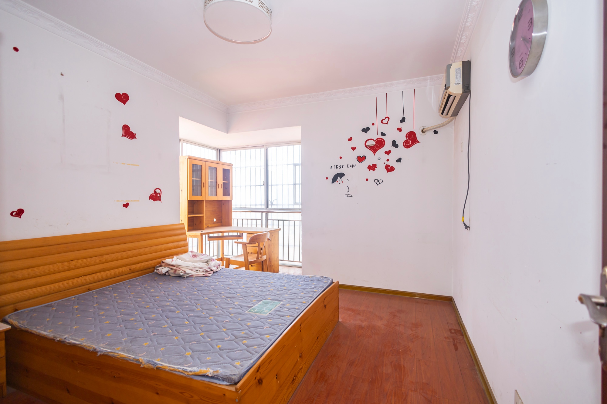 湘楚家园 2室2厅1卫 48.0万 湘楚家园 2室2厅1卫 48.0万卧室