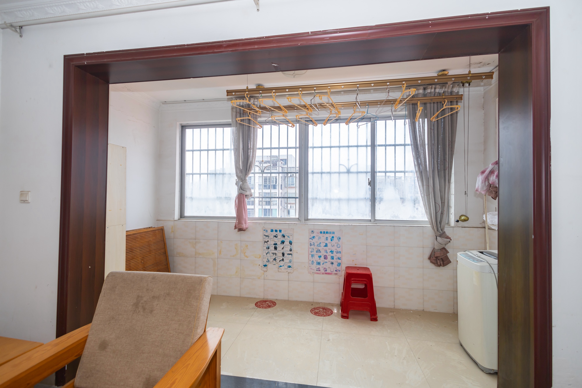 湘楚家园 2室2厅1卫 48.0万 湘楚家园 2室2厅1卫 48.0万阳台