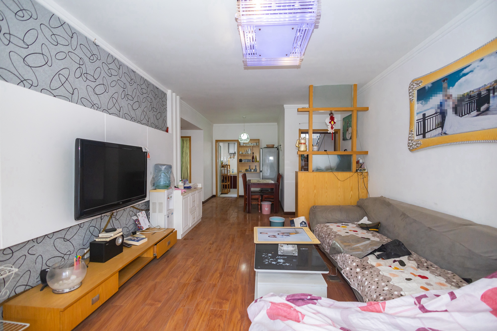 湘瑞家园 2室2厅1卫 48.0万 湘瑞家园 2室2厅1卫 48.0万客厅