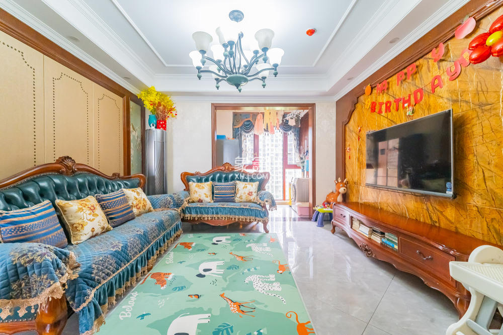 国泰九龙湾  3室2厅2卫    159.8万