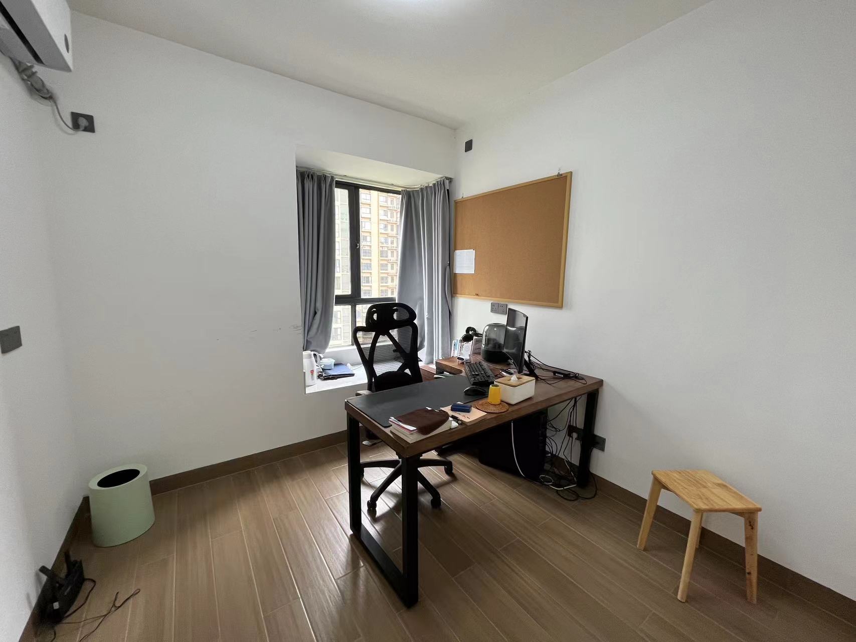 时代新城(翰林府) 4室2厅1卫 105.0万 时代新城(翰林府) 4室2厅1卫 105.0万室内图