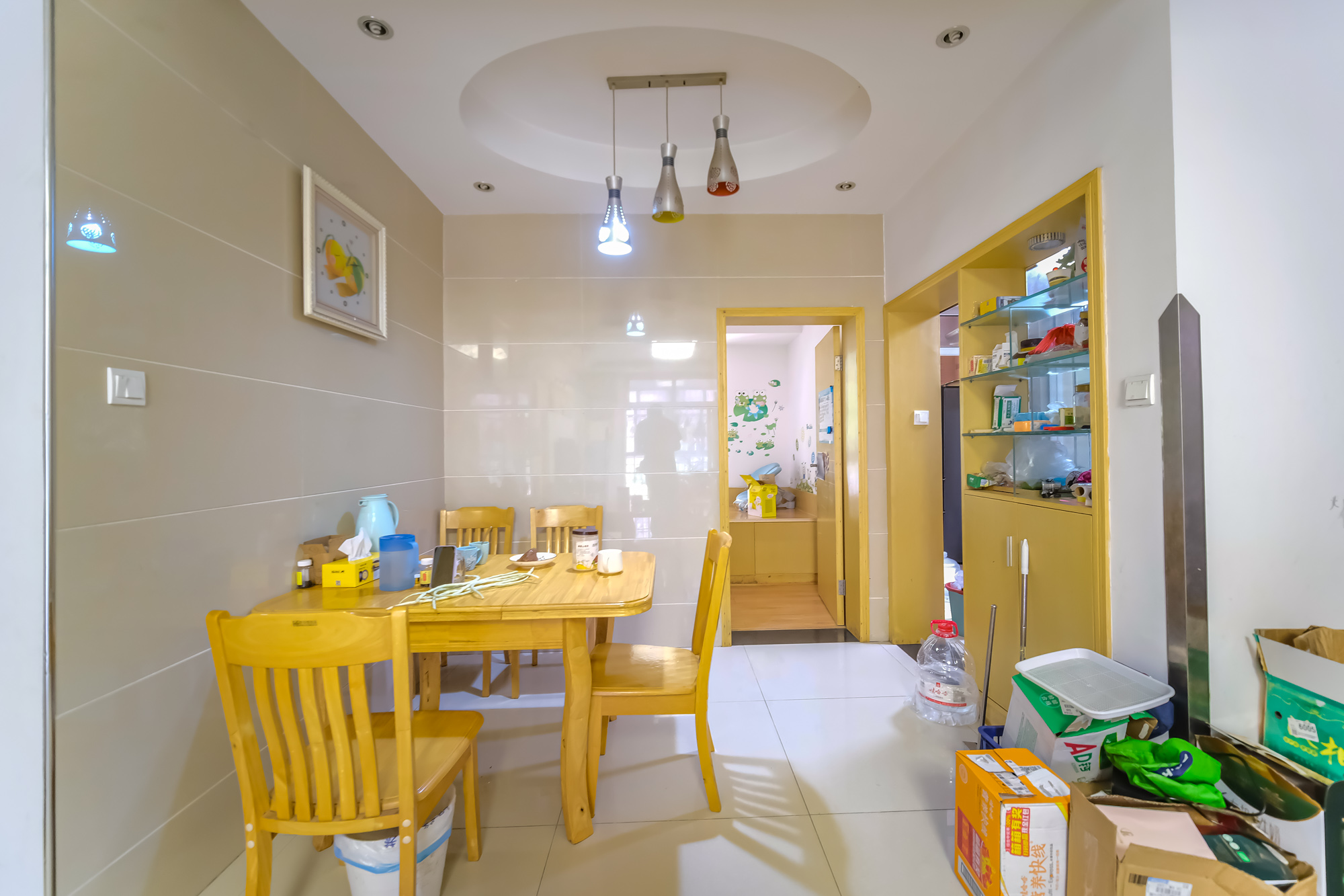 山水湾  3室2厅1卫    53.8万 山水湾  3室2厅1卫    53.8万客厅