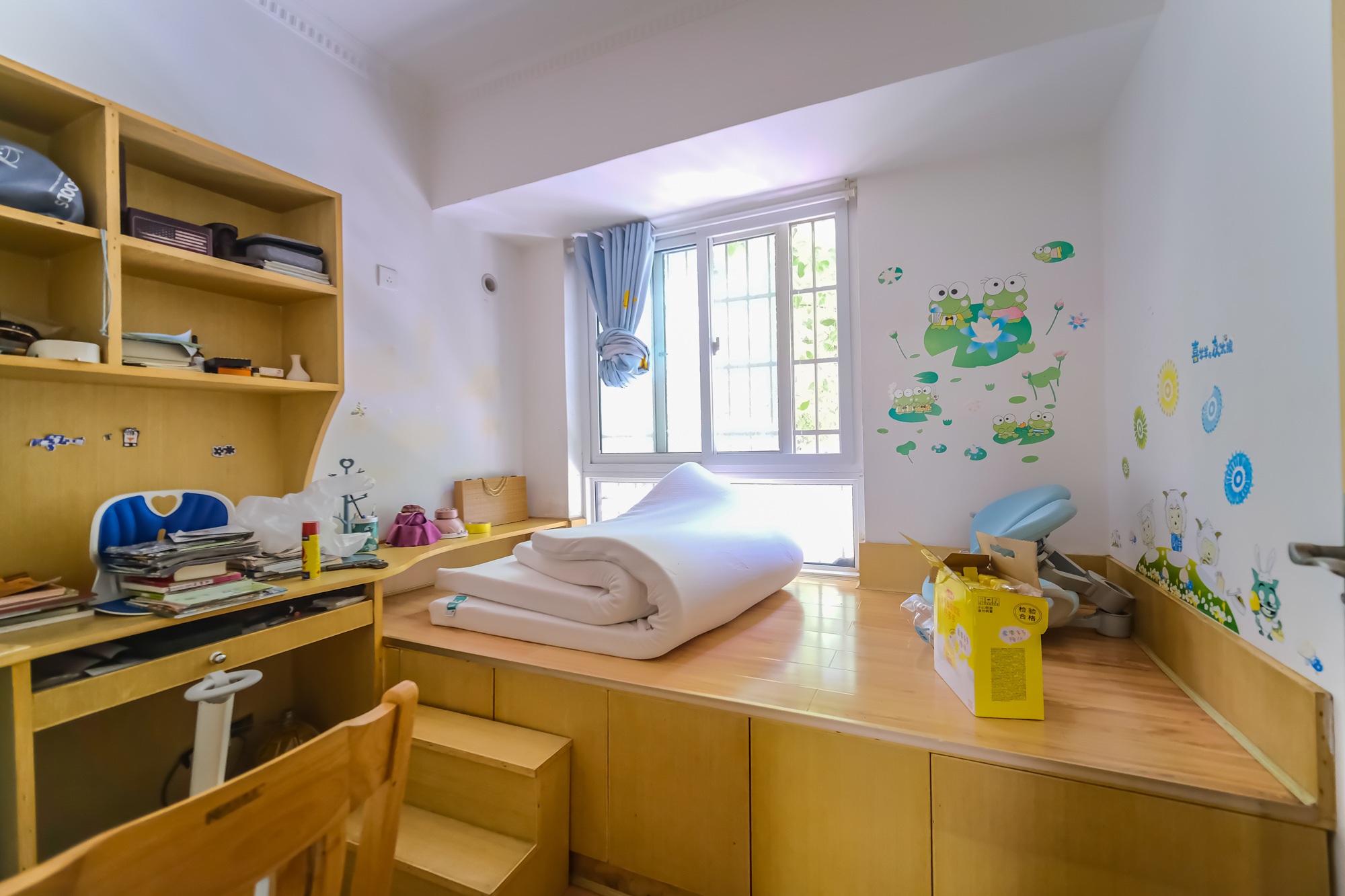 山水湾  3室2厅1卫    53.8万 山水湾  3室2厅1卫    53.8万卧室