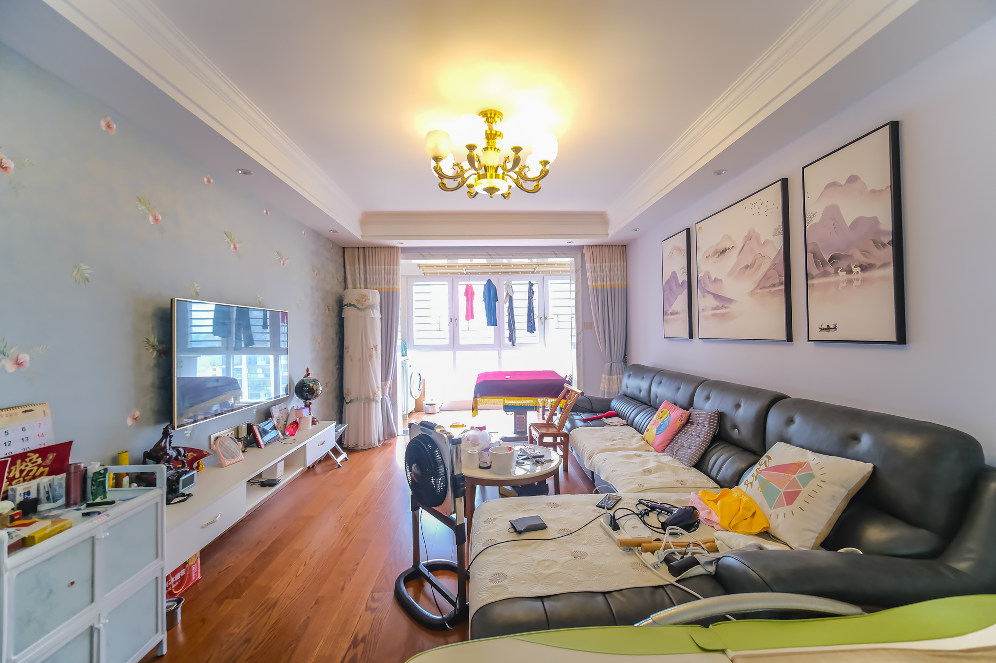 荣盛花语城 3室2厅2卫 86.0万 荣盛花语城 3室2厅2卫 86.0万客厅