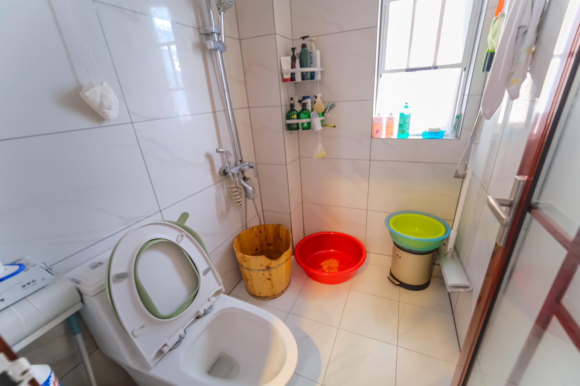 荣盛花语城 3室2厅2卫 86.0万 荣盛花语城 3室2厅2卫 86.0万卫生间