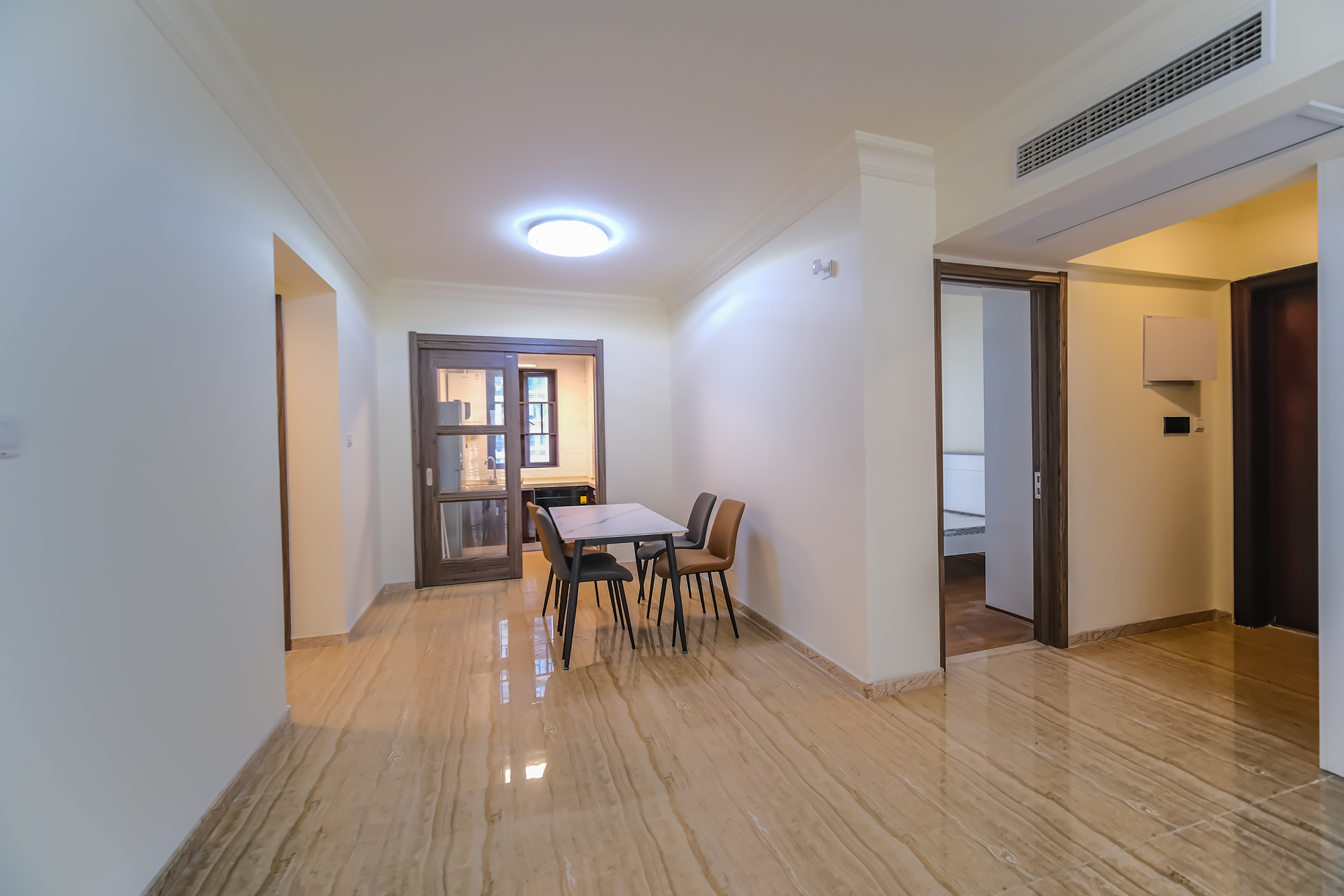 碧桂园翘楚棠 3室2厅2卫 106.0万 碧桂园翘楚棠 3室2厅2卫 106.0万客厅