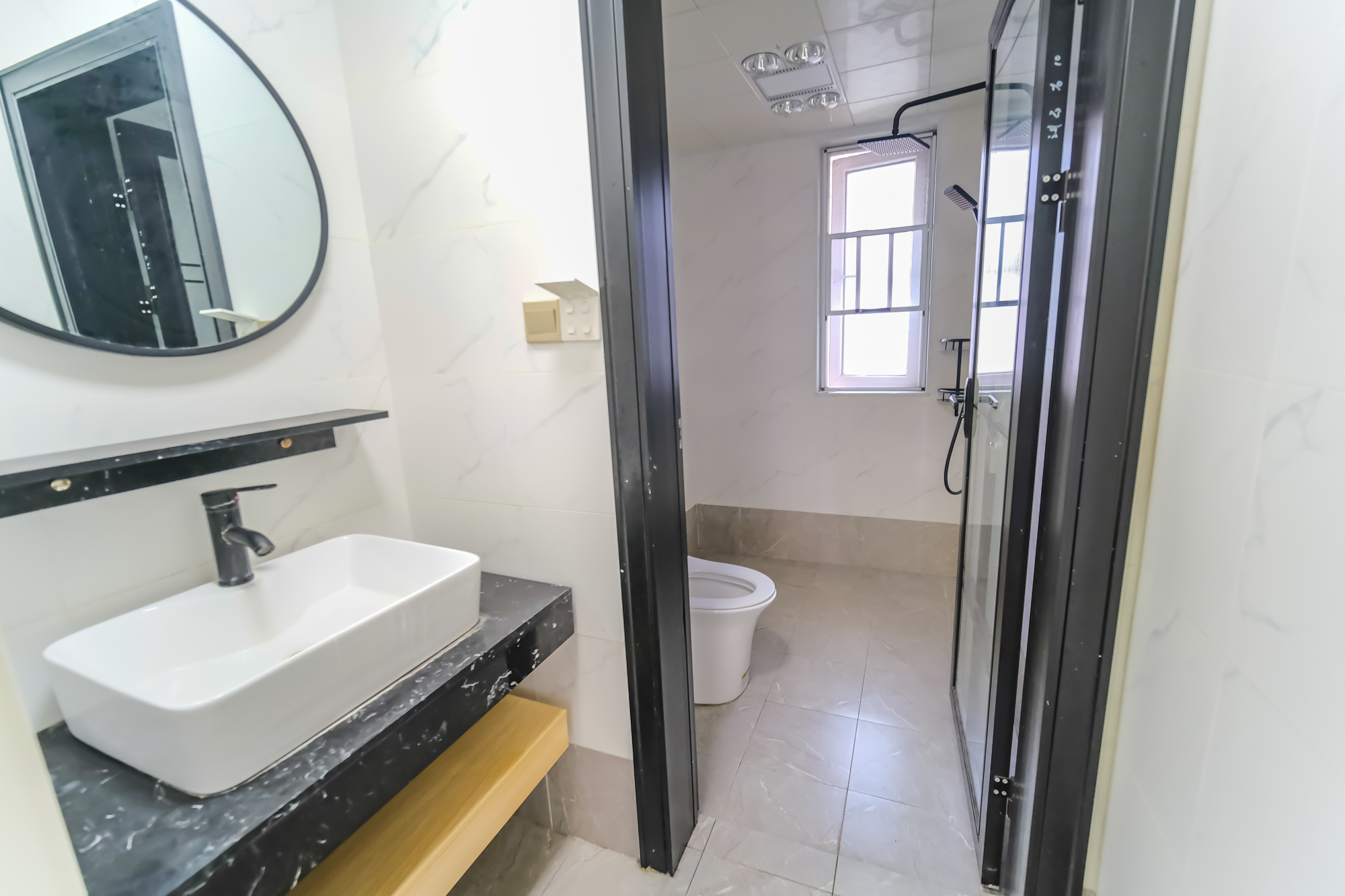 荣盛花语城  3室2厅1卫    86.8万 荣盛花语城  3室2厅1卫    86.8万卫生间