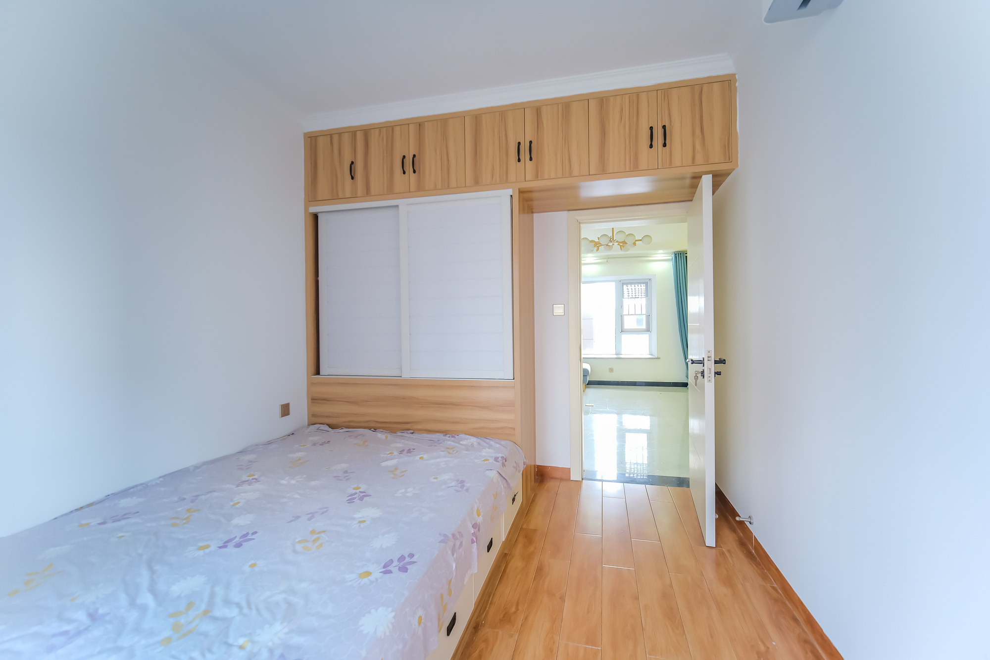 荣盛花语城  3室2厅1卫    86.8万 荣盛花语城  3室2厅1卫    86.8万卧室