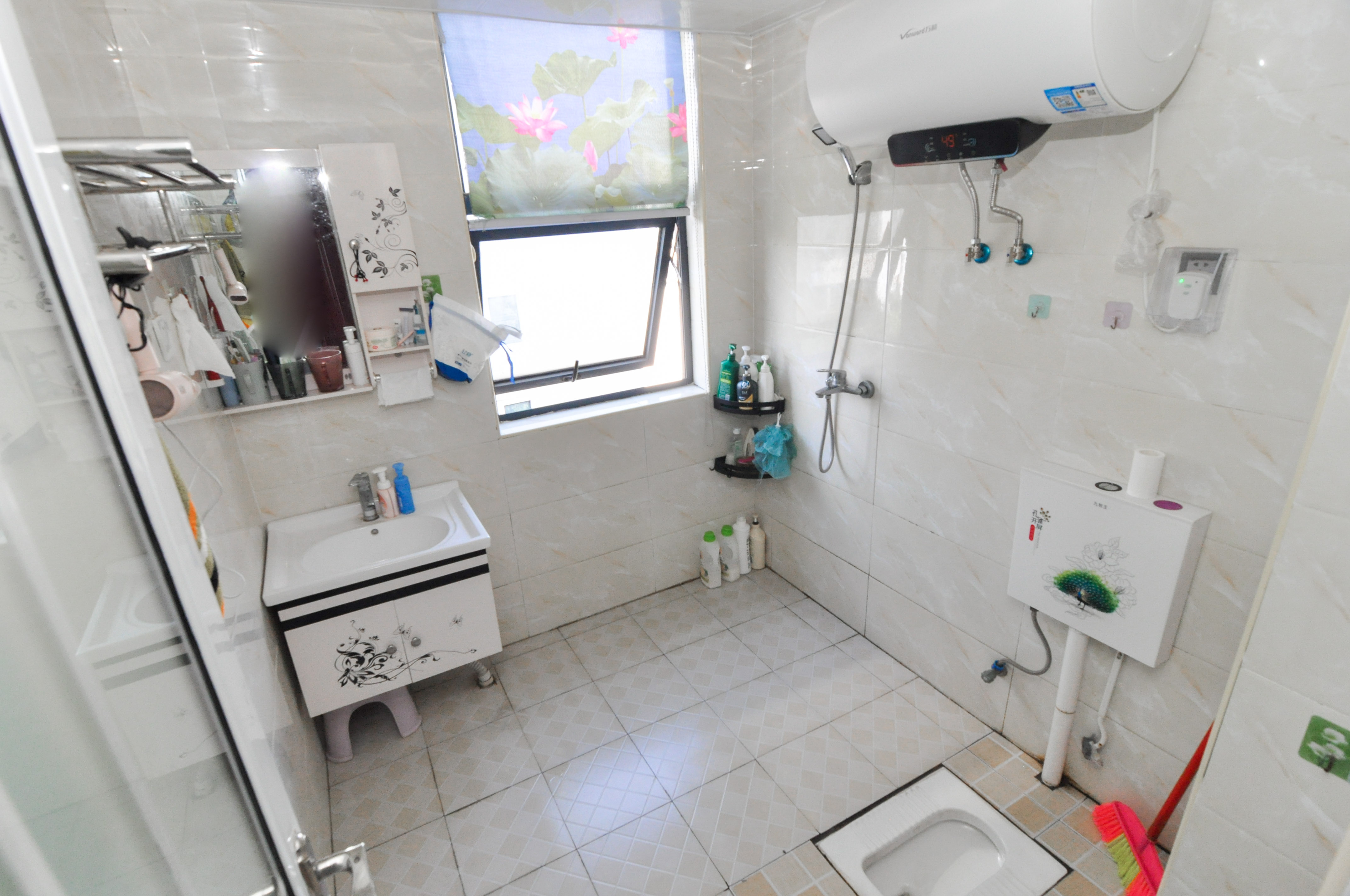 地华梅溪湖畔 3室2厅2卫 86.8万 地华梅溪湖畔 3室2厅2卫 86.8万卫生间