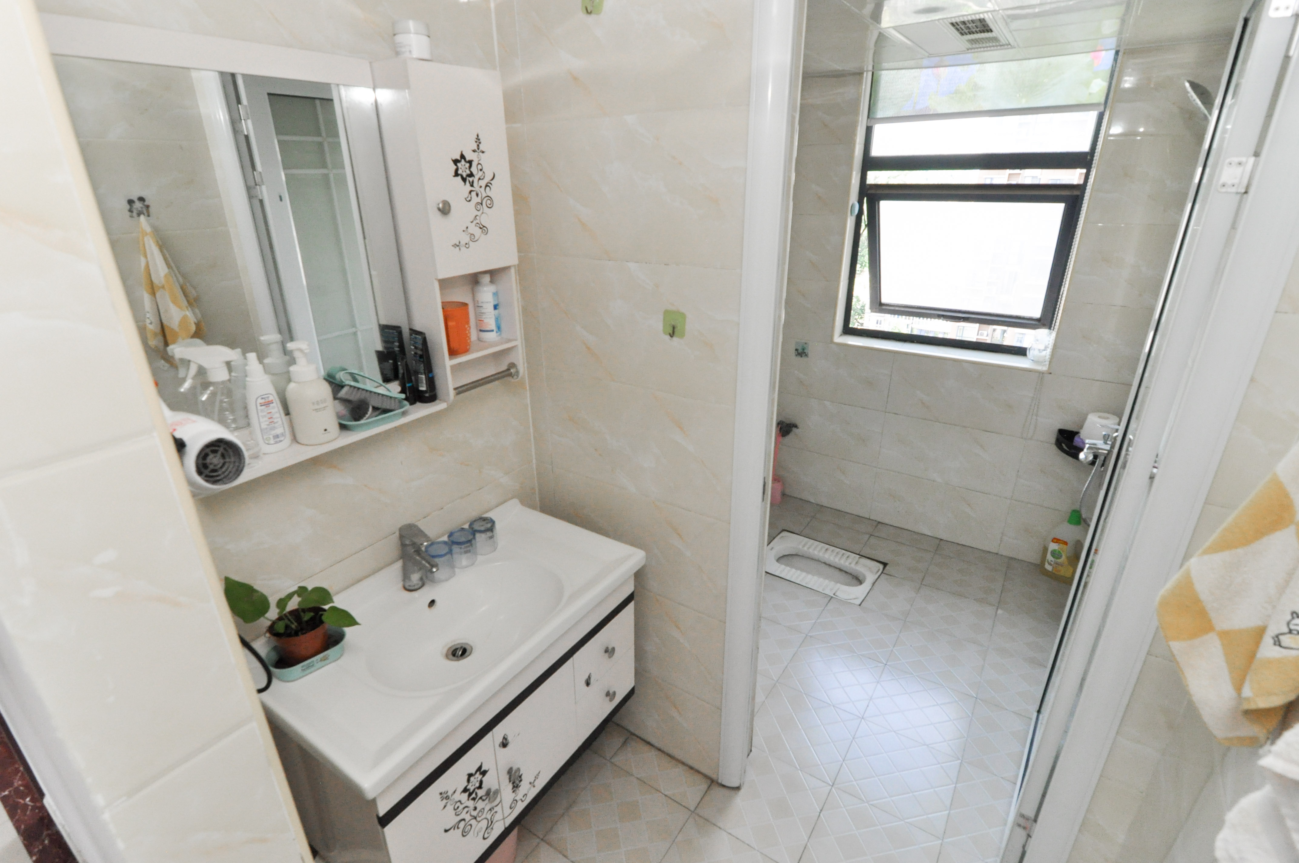 地华梅溪湖畔 3室2厅2卫 86.8万 地华梅溪湖畔 3室2厅2卫 86.8万卫生间