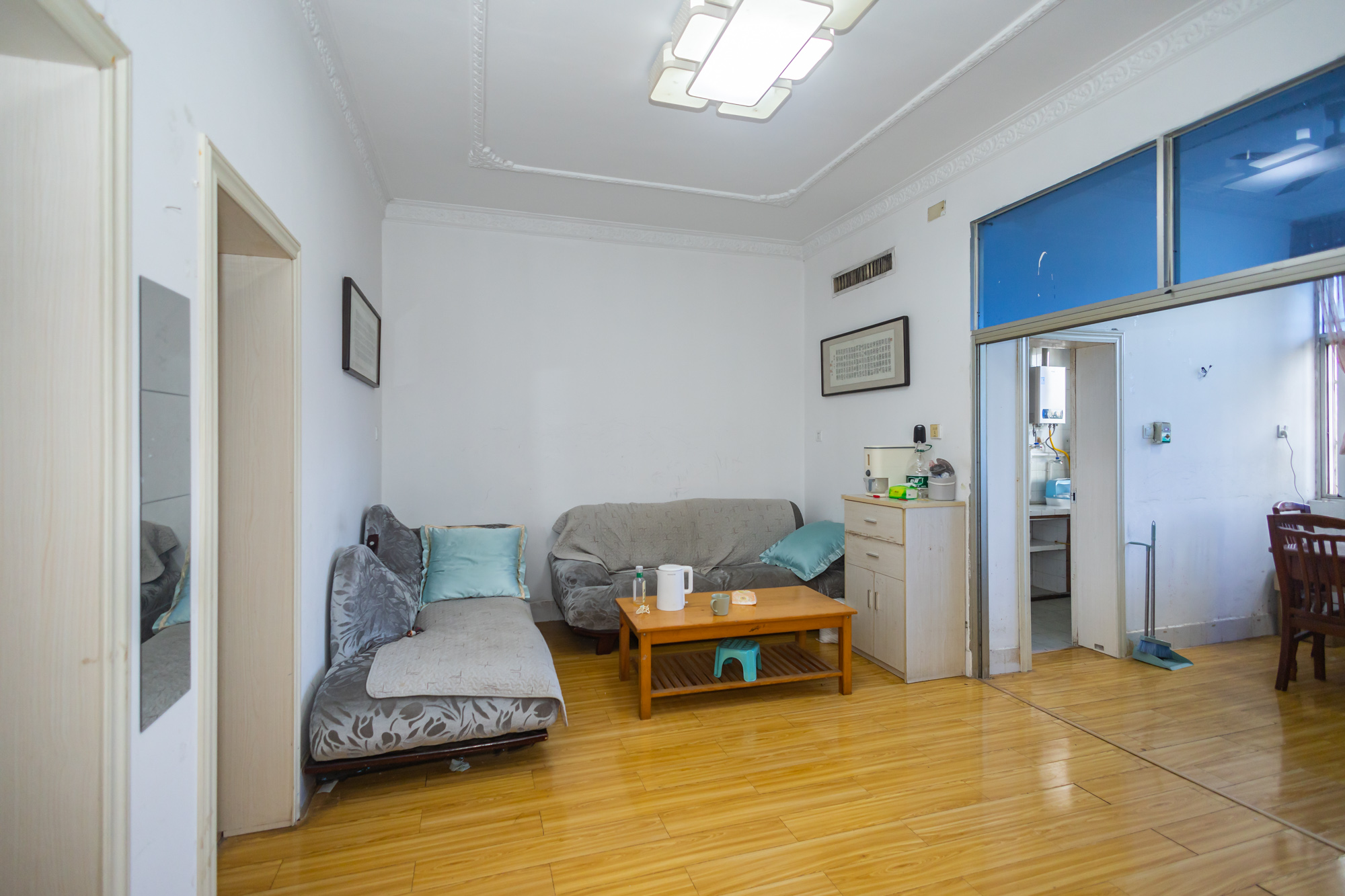 长沙县政府宿舍(星邻南苑)  2室1厅1卫   39.80万 长沙县政府宿舍(星邻南苑)  2室1厅1卫   39.80万客厅