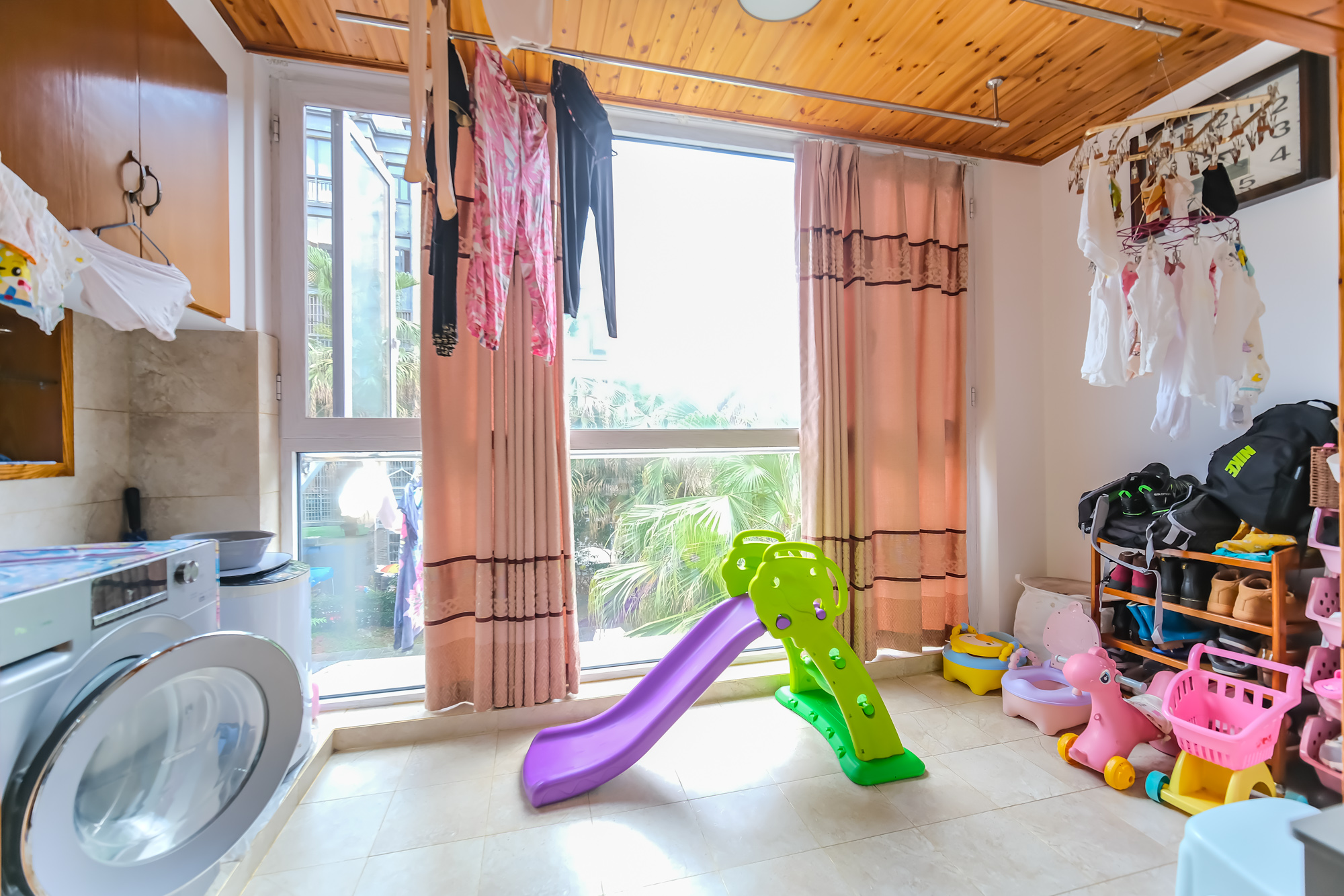 山水湾  3室2厅2卫    76.0万 山水湾  3室2厅2卫    76.0万阳台