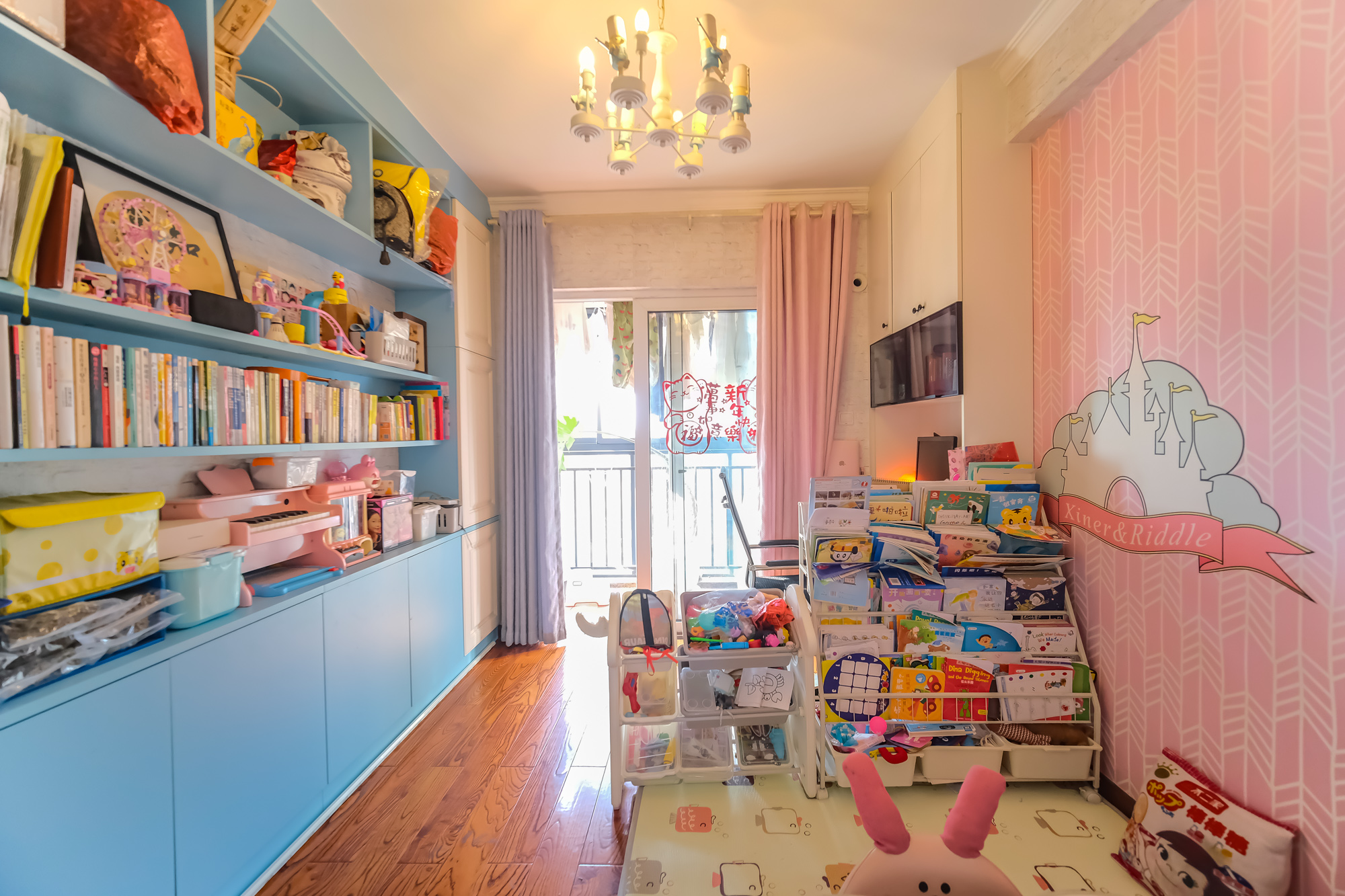 山水湾 4室2厅2卫 93.8万 山水湾 4室2厅2卫 93.8万卧室