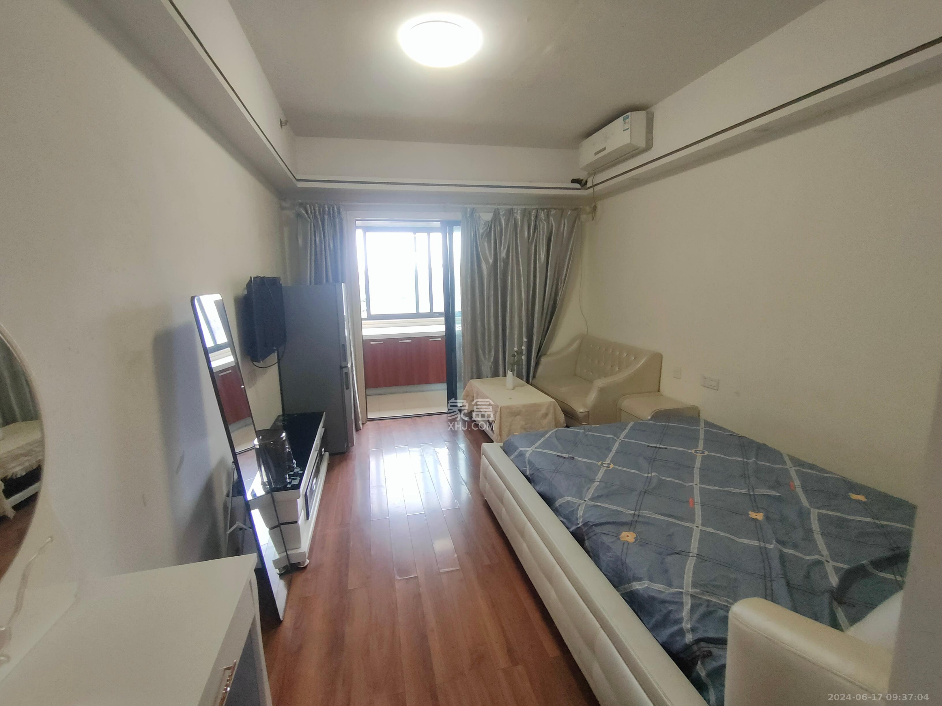 中建木莲工社  1室1厅1卫   1400.00元/月室内图1