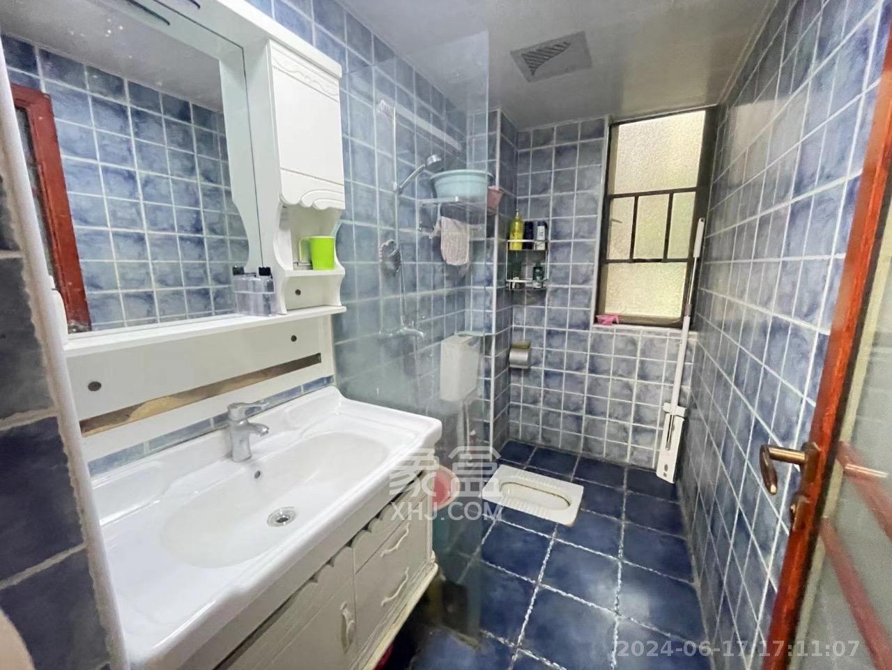 兴威帕克水岸  3室2厅2卫   2600.00元/月室内图