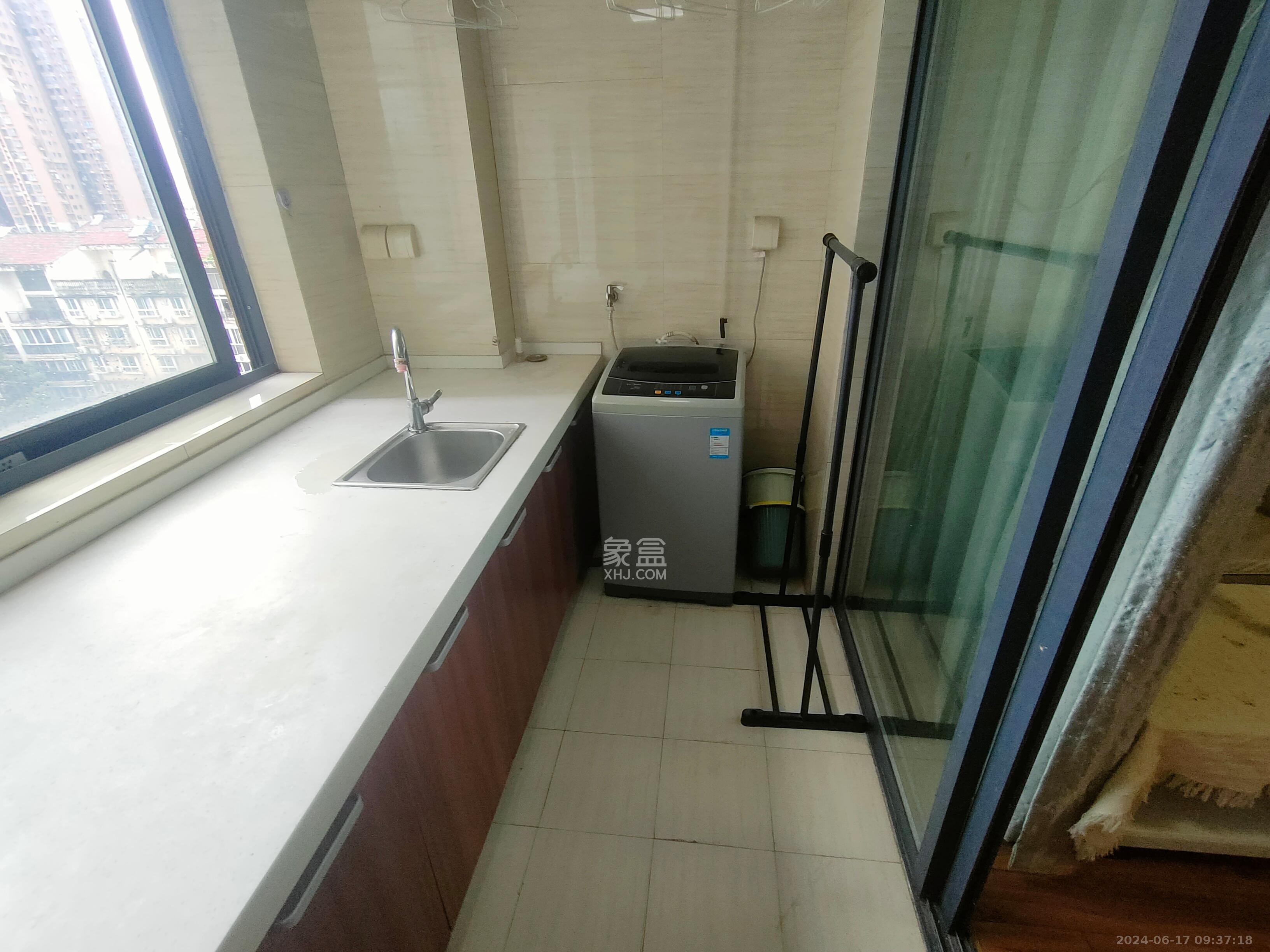 中建木莲工社  1室1厅1卫   1400.00元/月室内图