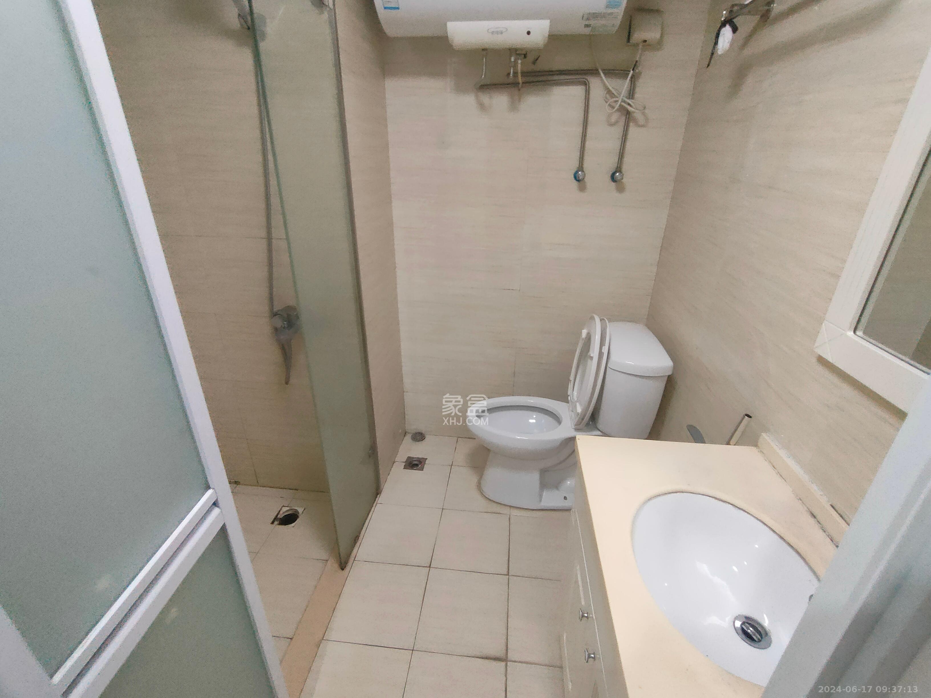 中建木莲工社  1室1厅1卫   1400.00元/月室内图