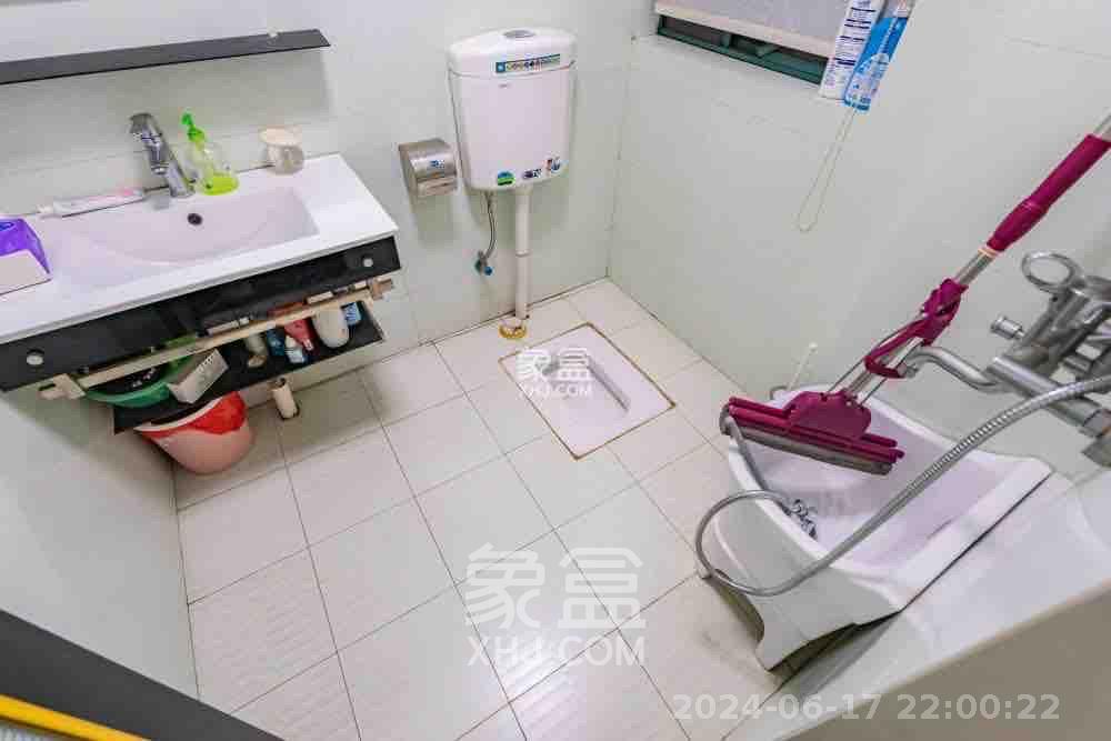 华盛新外滩  4室2厅2卫   8000.00元/月室内图