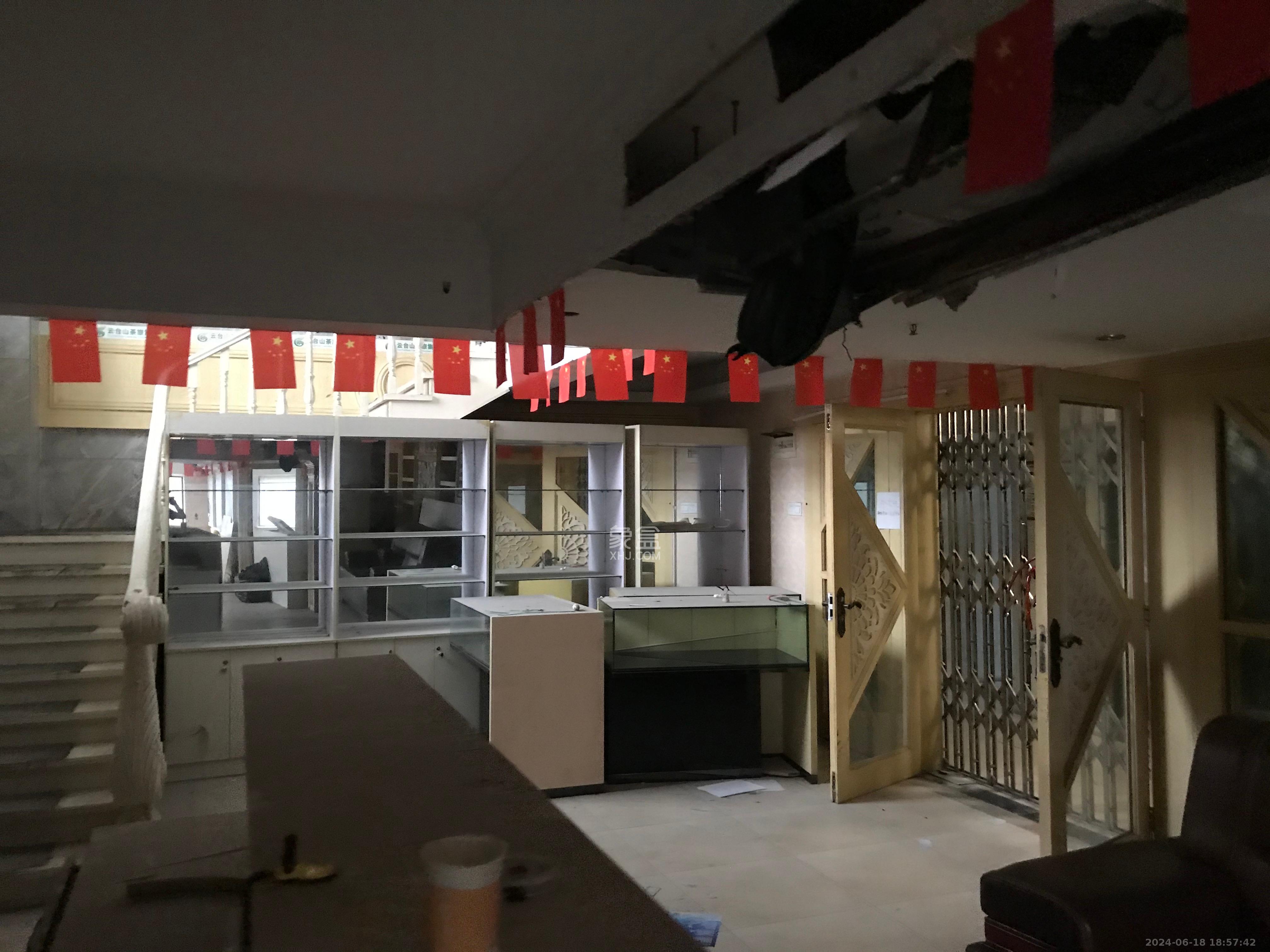 城市快线（新建大厦）  1室1厅1卫   3000.00元/月室内图