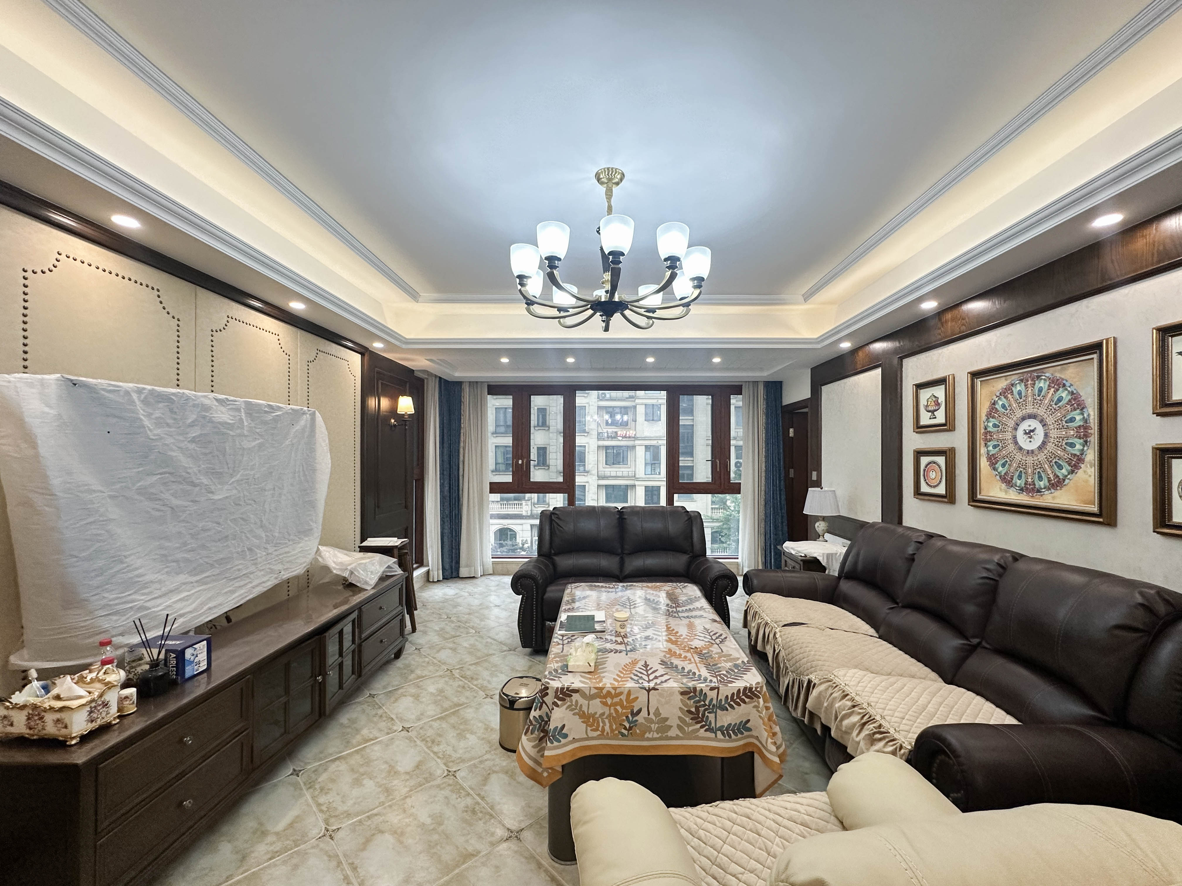 五矿万境园 4室2厅2卫 208.0万 五矿万境园 4室2厅2卫 208.0万客厅