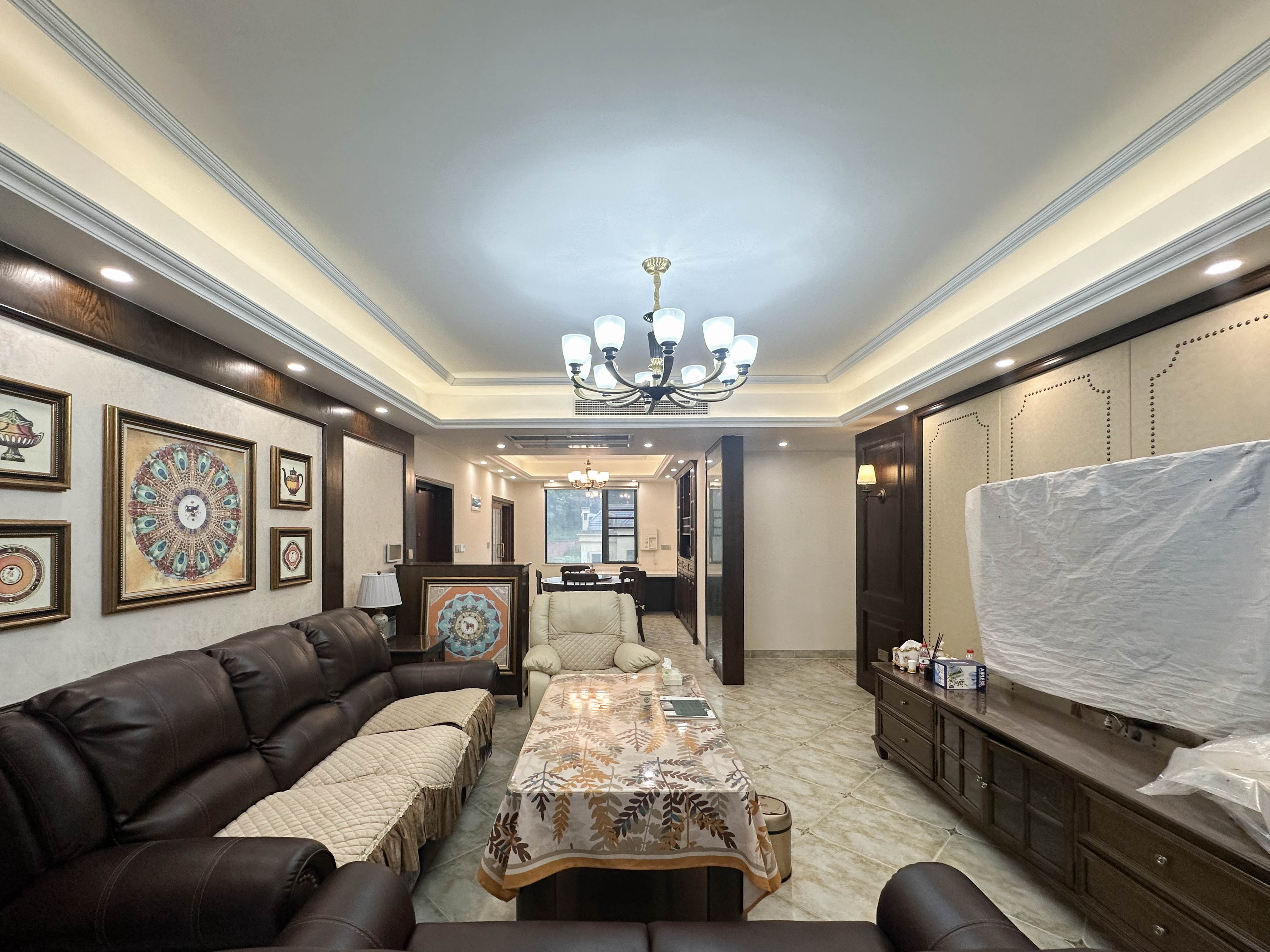 五矿万境园 4室2厅2卫 208.0万 五矿万境园 4室2厅2卫 208.0万客厅