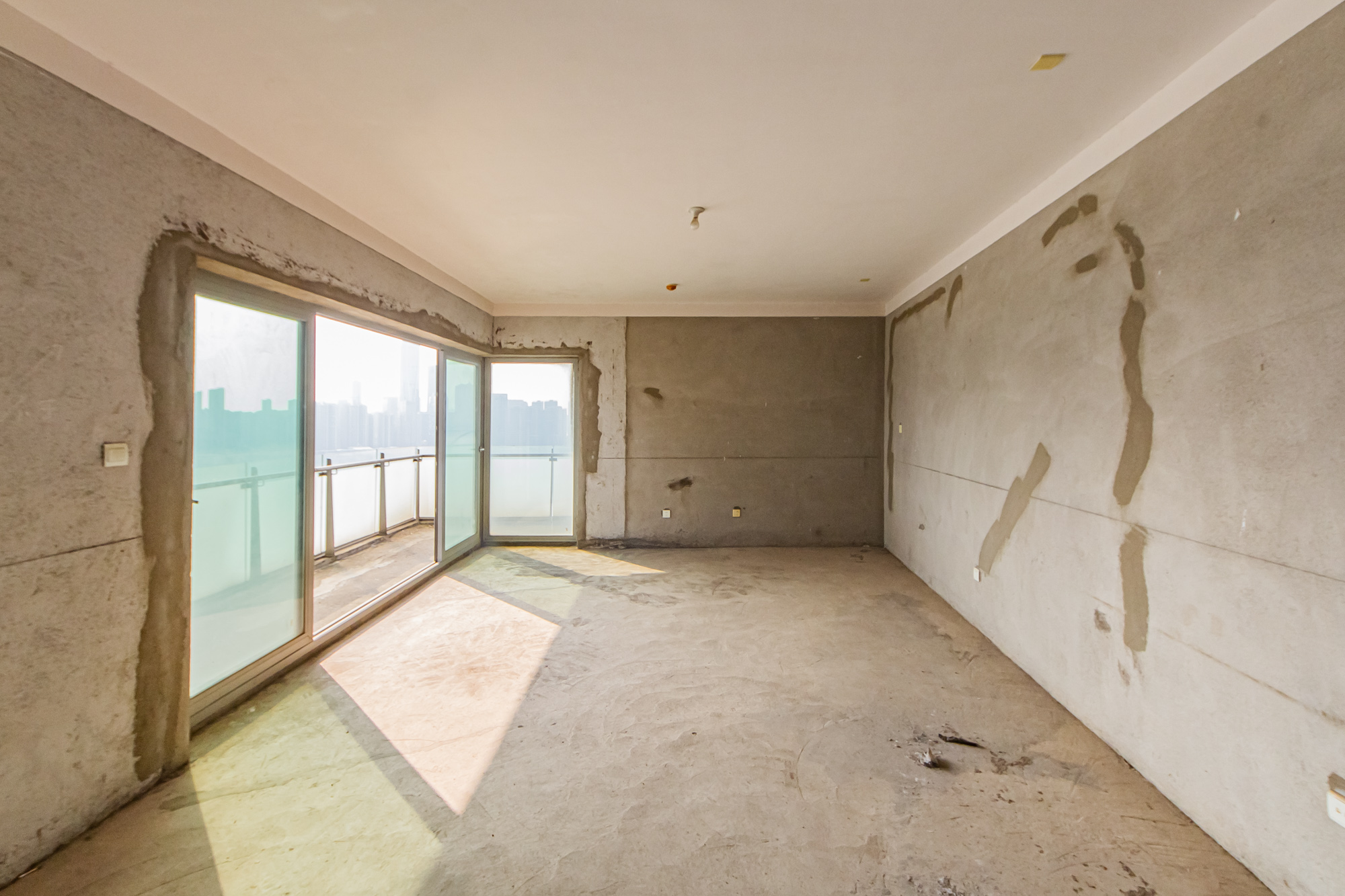 北辰定江洋  4室2厅3卫    610.0万 北辰定江洋  4室2厅3卫    610.0万客厅