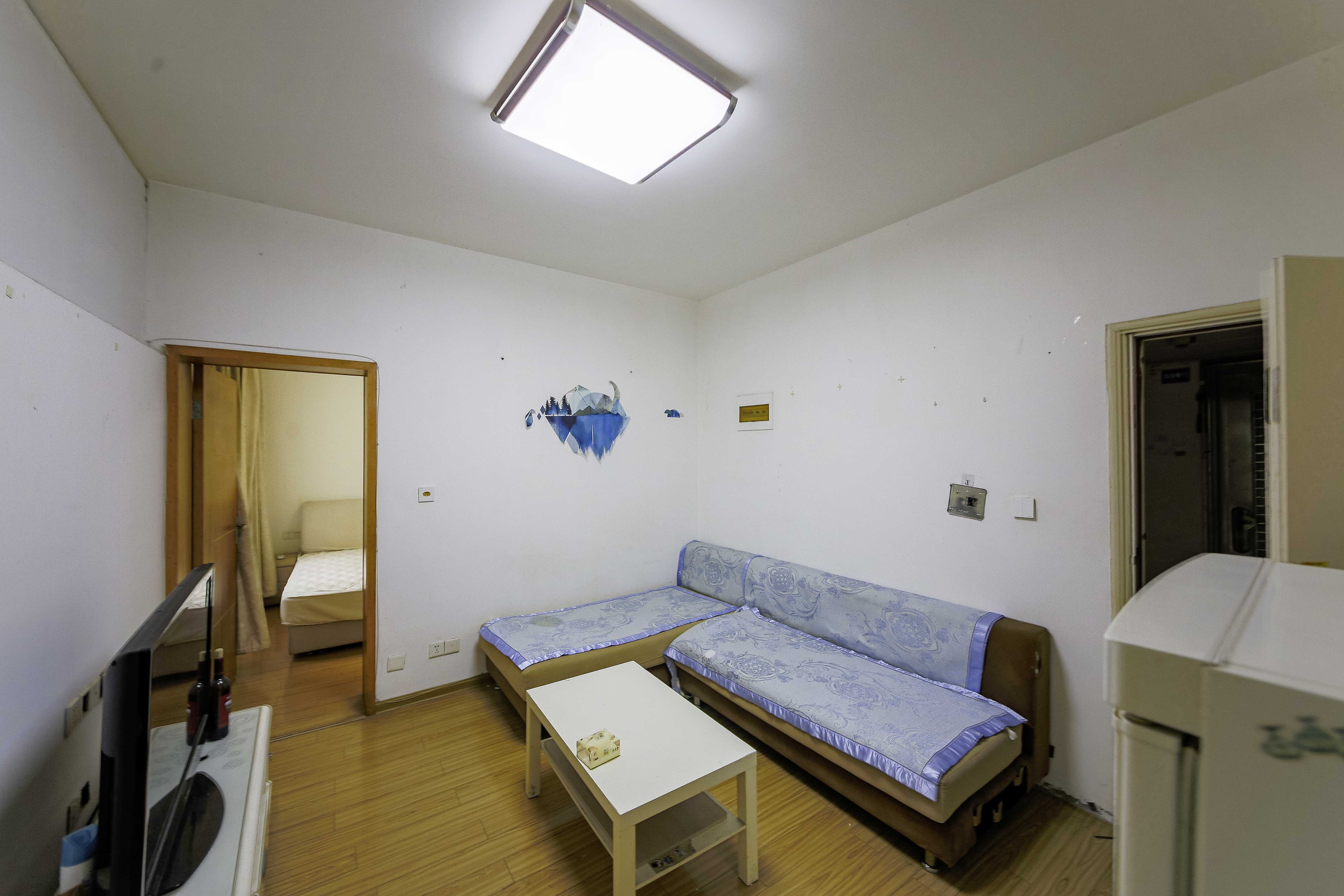 满庭芳小区  2室1厅1卫   54.80万