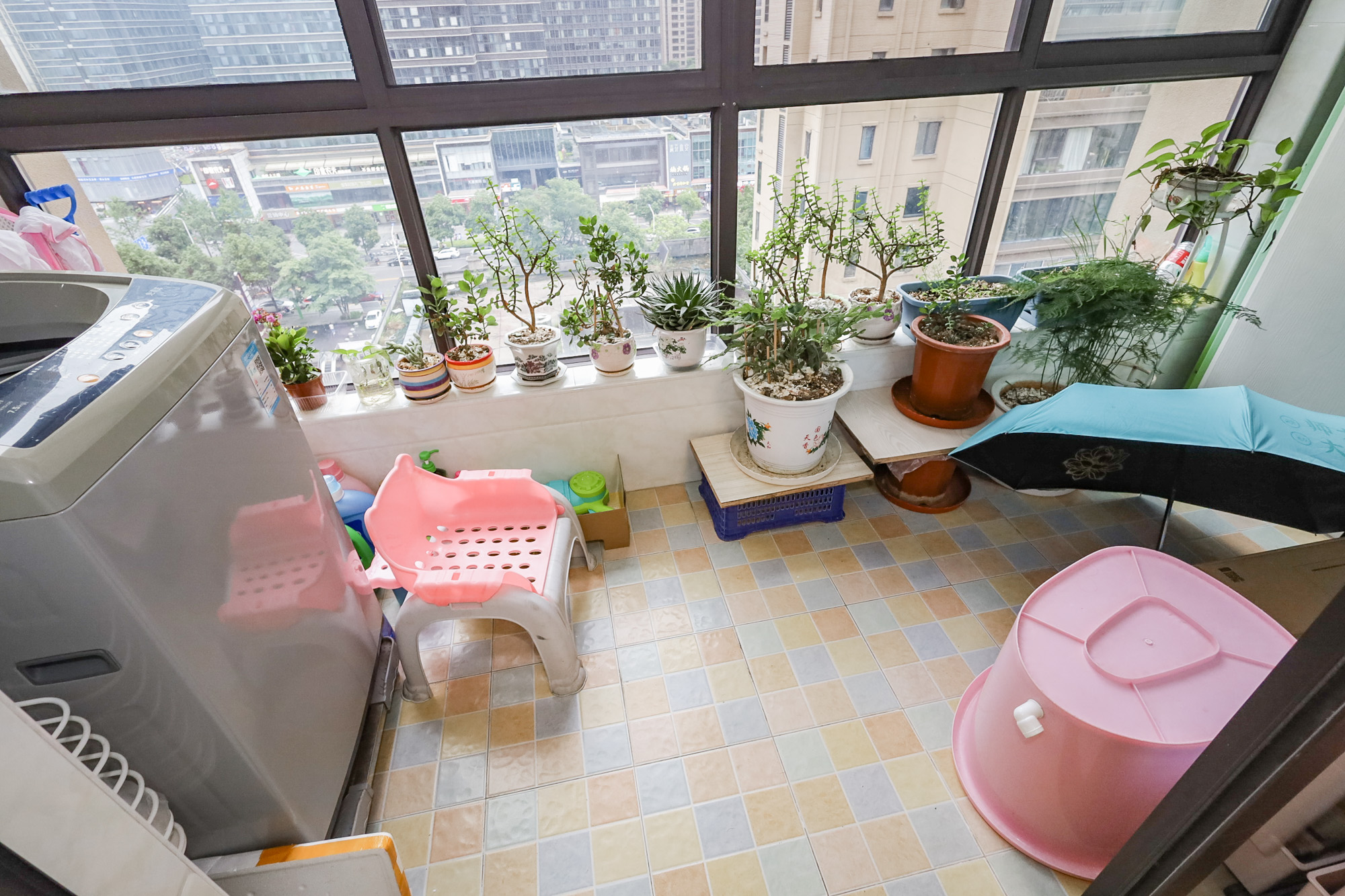 协信星澜汇  3室2厅2卫    132.0万阳台