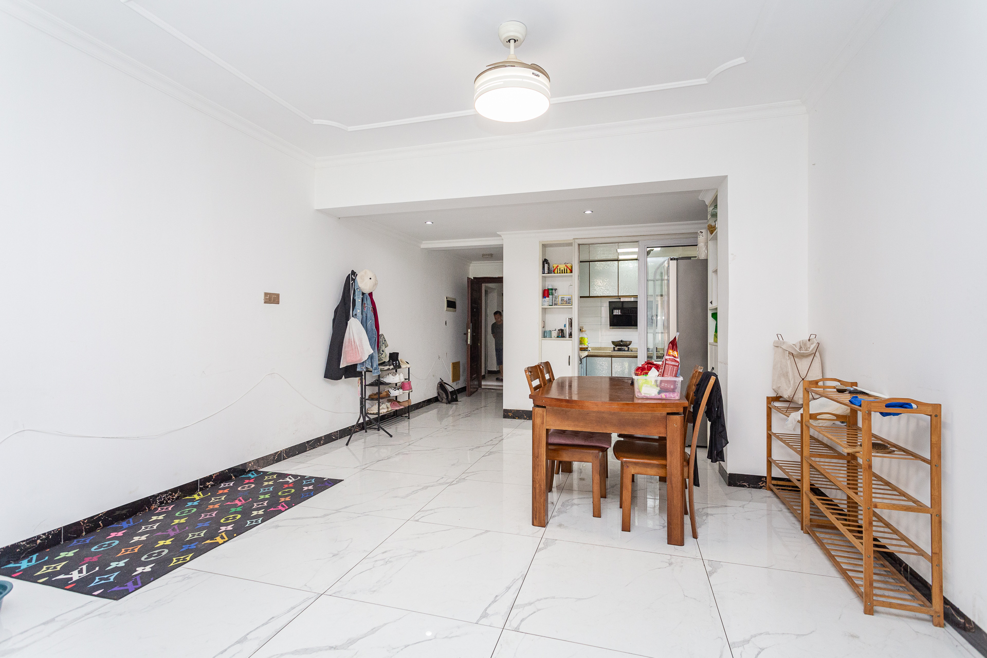 Cross尚公馆  3室2厅2卫    82.8万 Cross尚公馆  3室2厅2卫    82.8万客厅