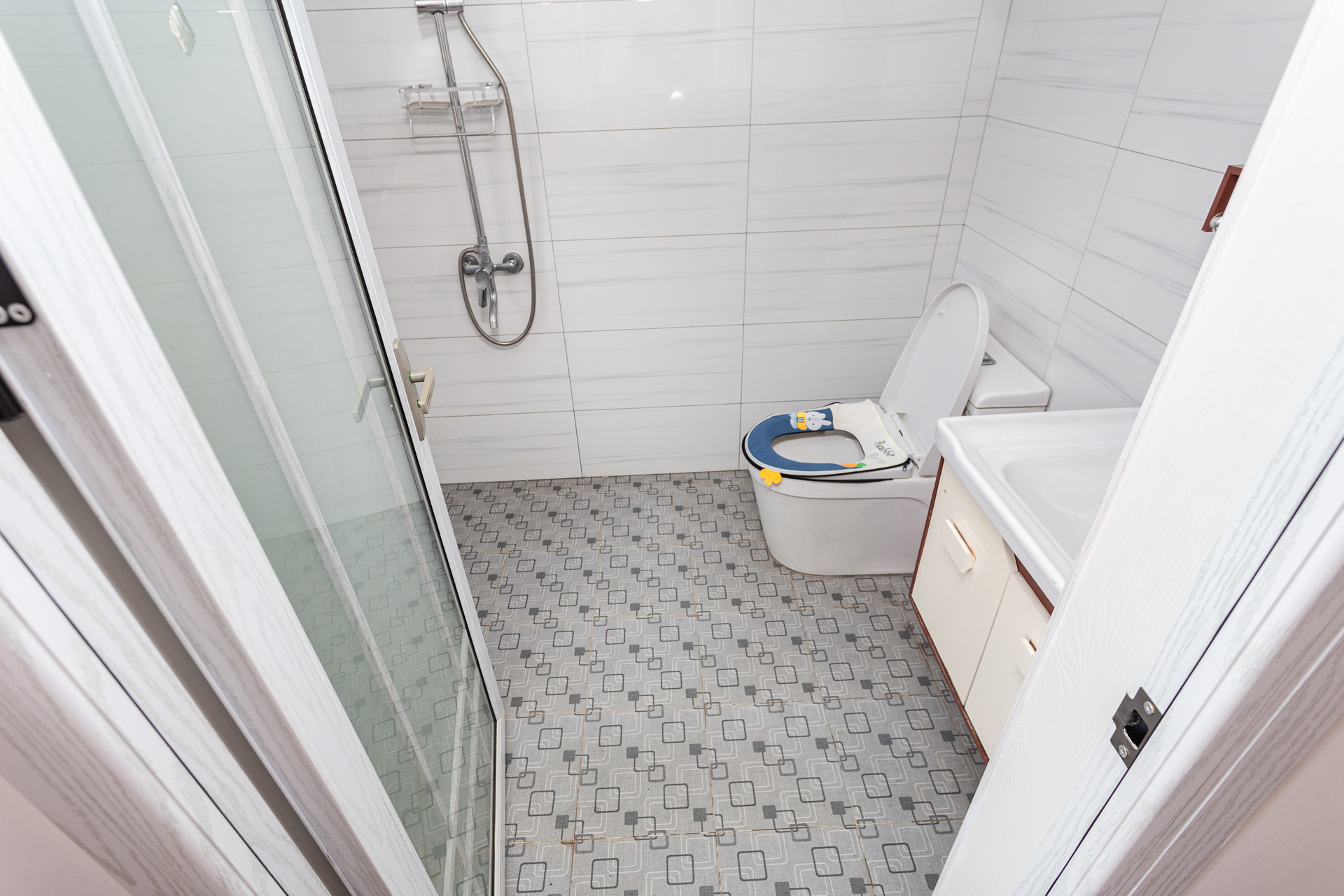 Cross尚公馆  3室2厅2卫    82.8万 Cross尚公馆  3室2厅2卫    82.8万卫生间