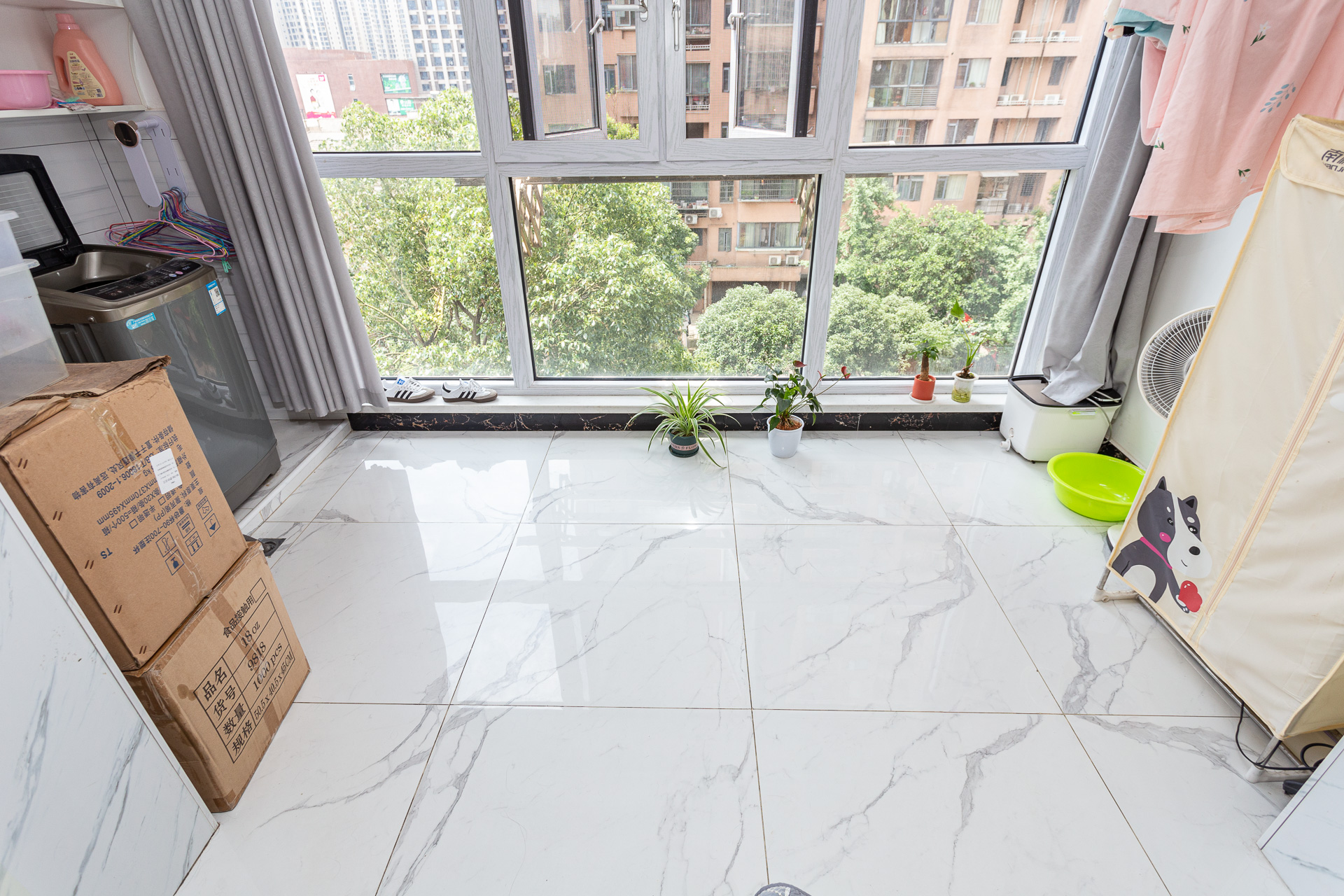 Cross尚公馆  3室2厅2卫    82.8万 Cross尚公馆  3室2厅2卫    82.8万阳台