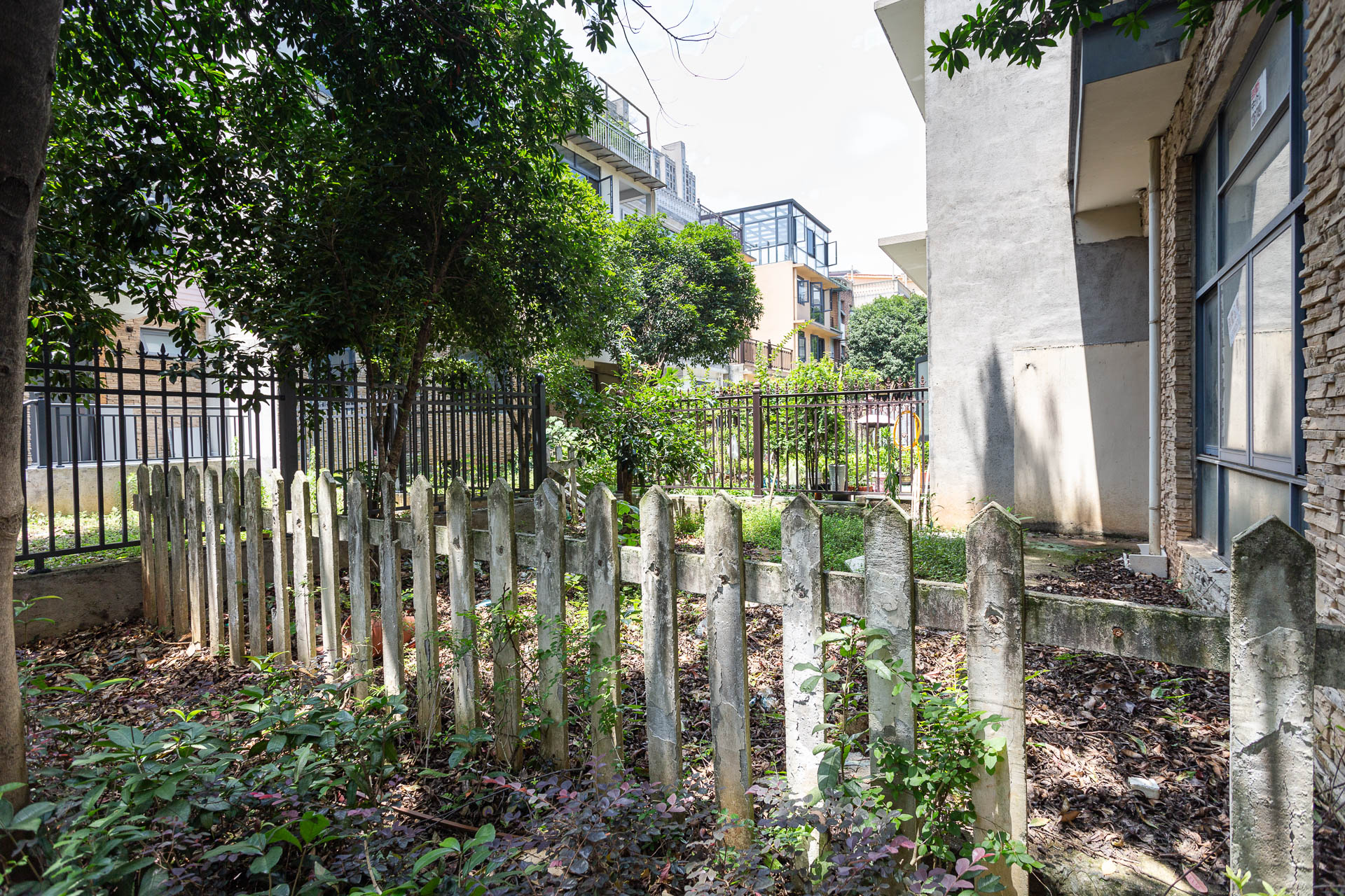 南山苏迪亚诺  5室2厅4卫    305.0万 南山苏迪亚诺  5室2厅4卫    305.0万其他