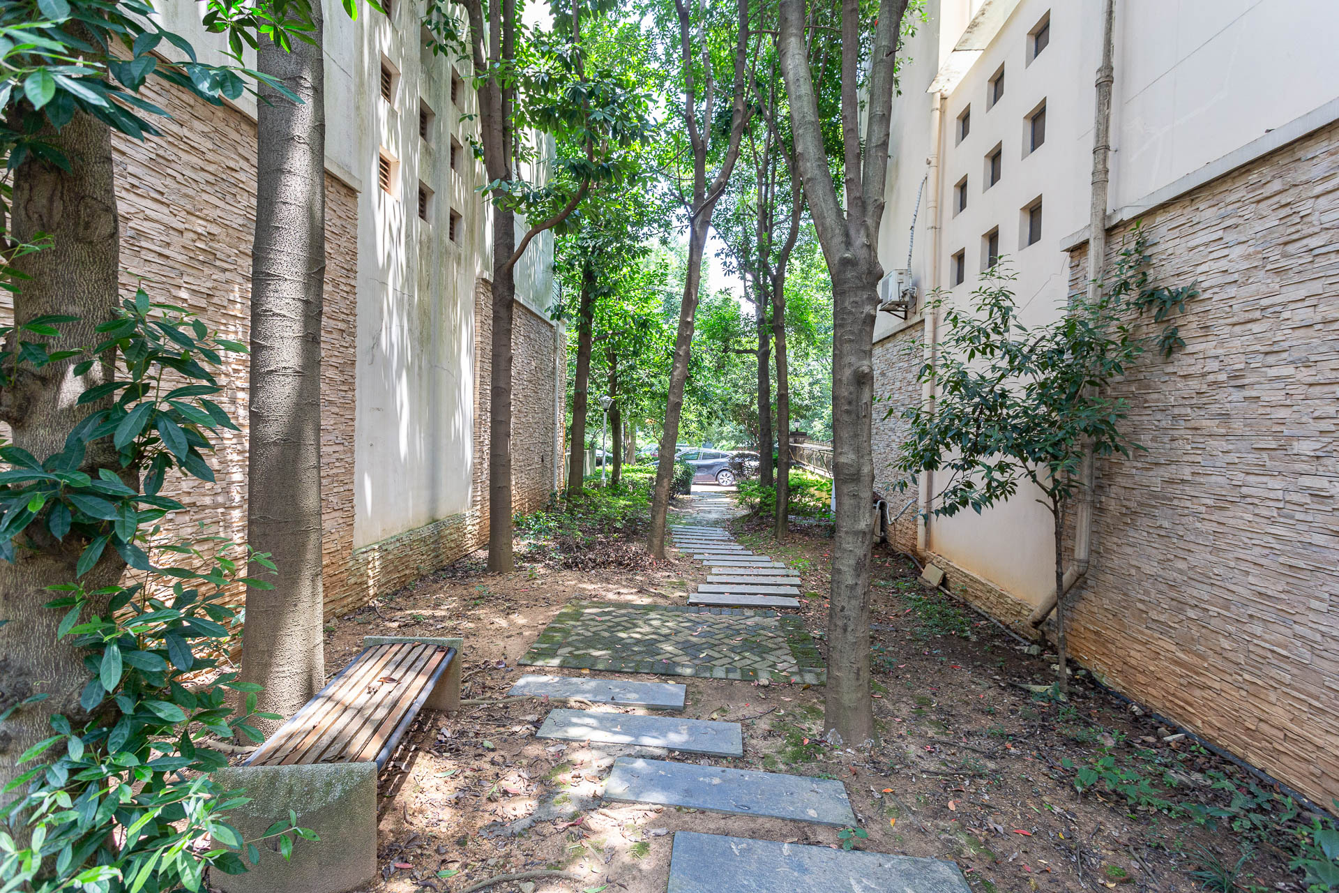 南山苏迪亚诺  5室2厅4卫    305.0万 南山苏迪亚诺  5室2厅4卫    305.0万其他