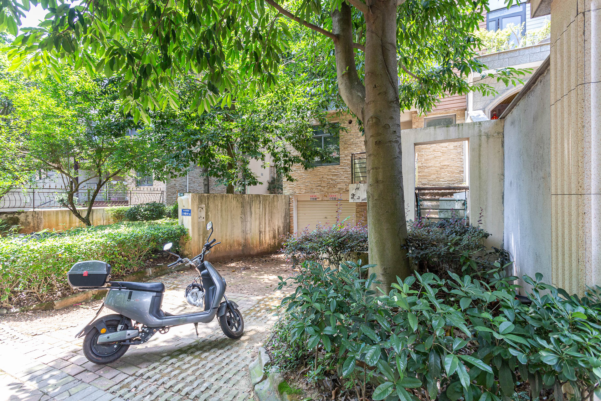 南山苏迪亚诺  5室2厅4卫    305.0万 南山苏迪亚诺  5室2厅4卫    305.0万其他