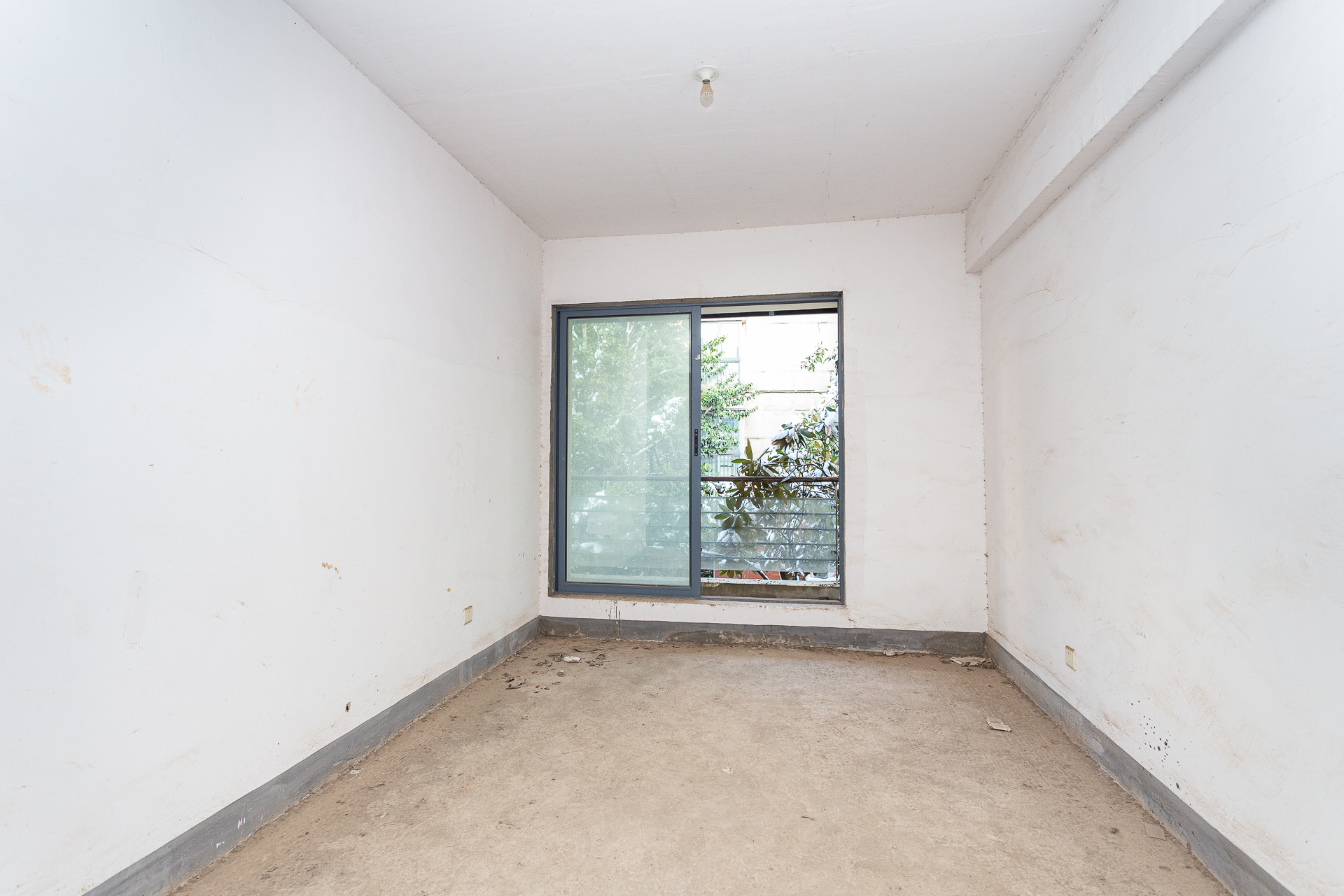 南山苏迪亚诺  5室2厅4卫    305.0万 南山苏迪亚诺  5室2厅4卫    305.0万卧室