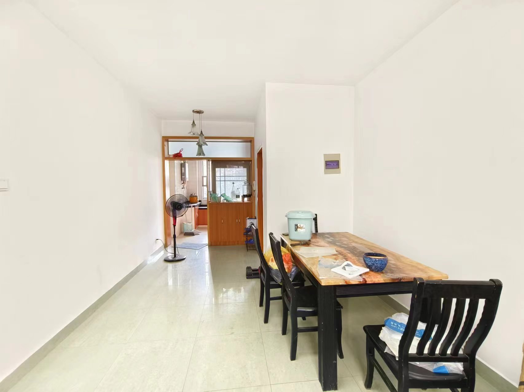 仁和小区 2室2厅1卫 17.0万 仁和小区 2室2厅1卫 17.0万室内图