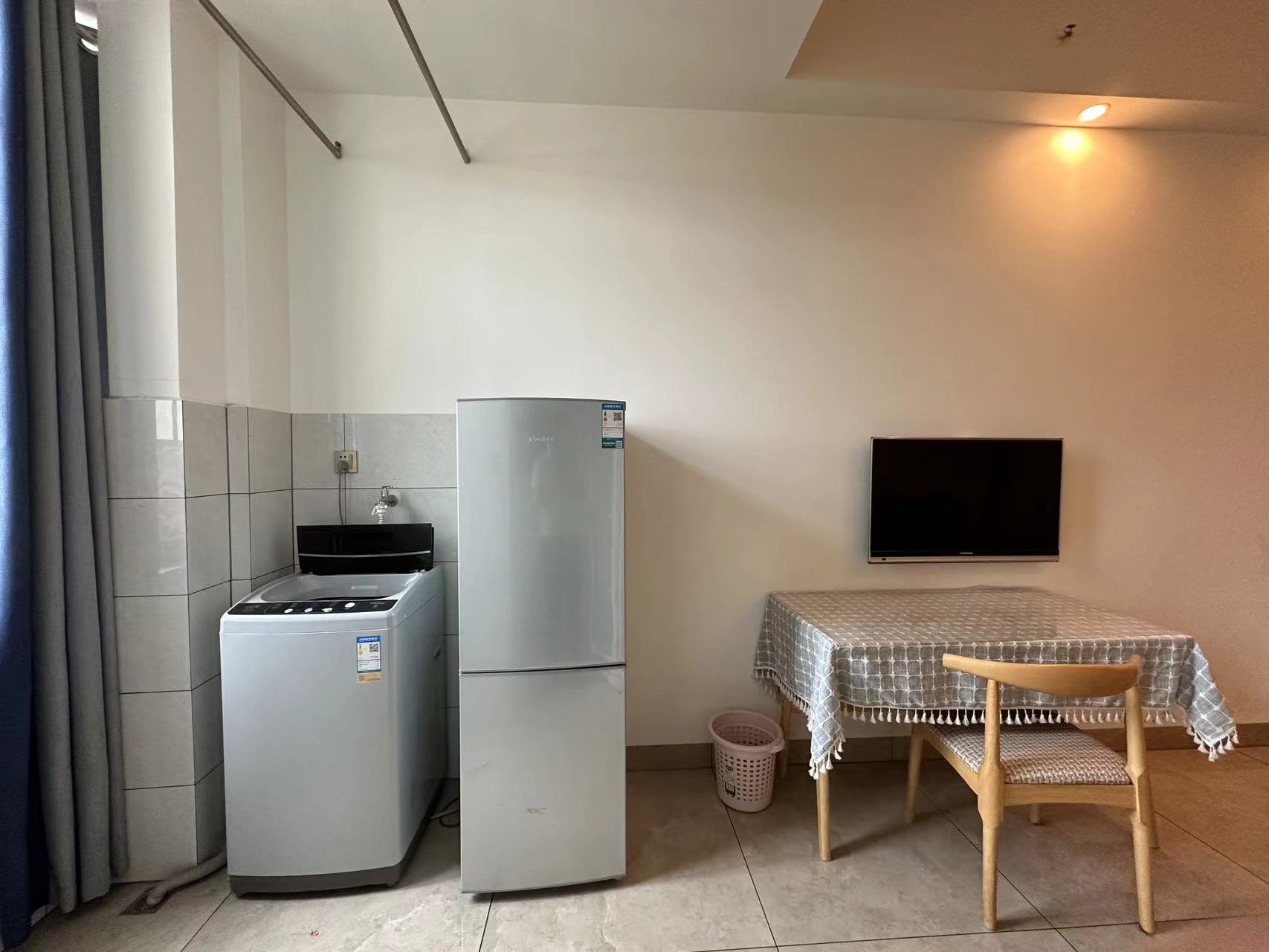 白金汉宫 1室1厅1卫 26.8万 白金汉宫 1室1厅1卫 26.8万室内图