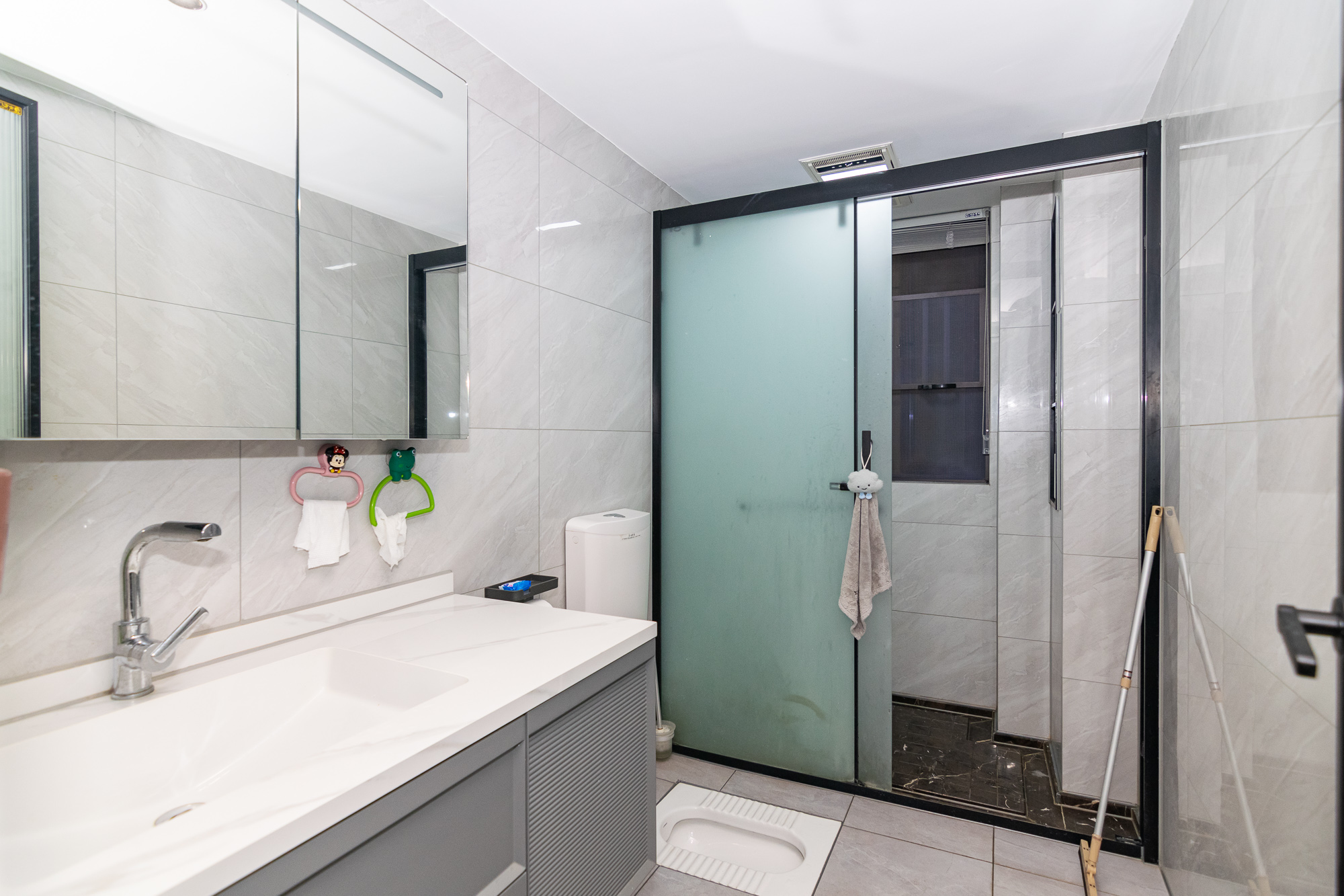 春晖花园 3室2厅2卫 105.0万 春晖花园 3室2厅2卫 105.0万卫生间