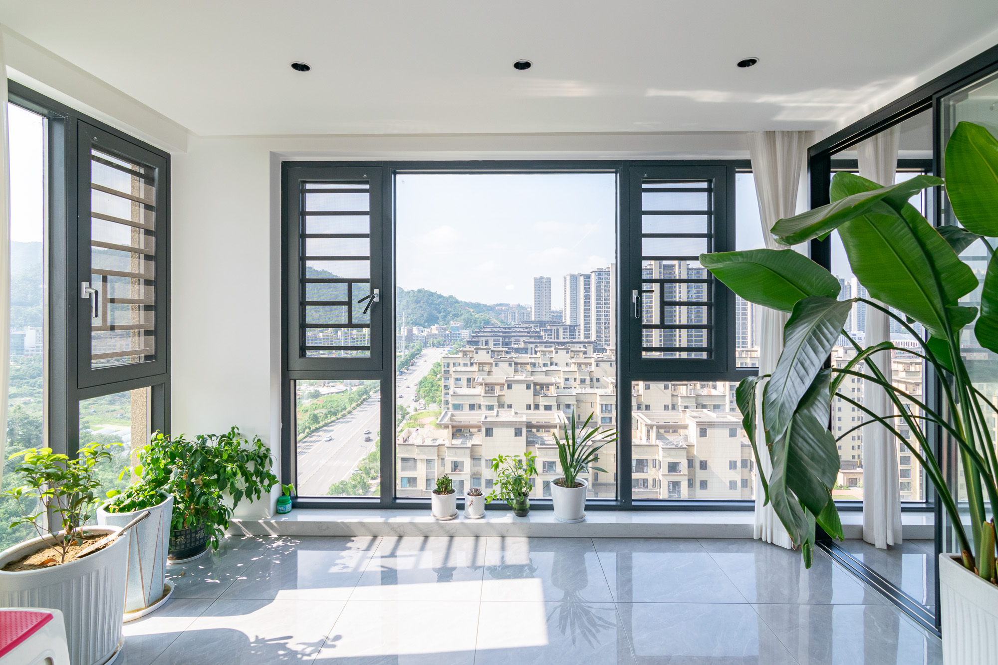 春晖花园 3室2厅2卫 105.0万 春晖花园 3室2厅2卫 105.0万阳台