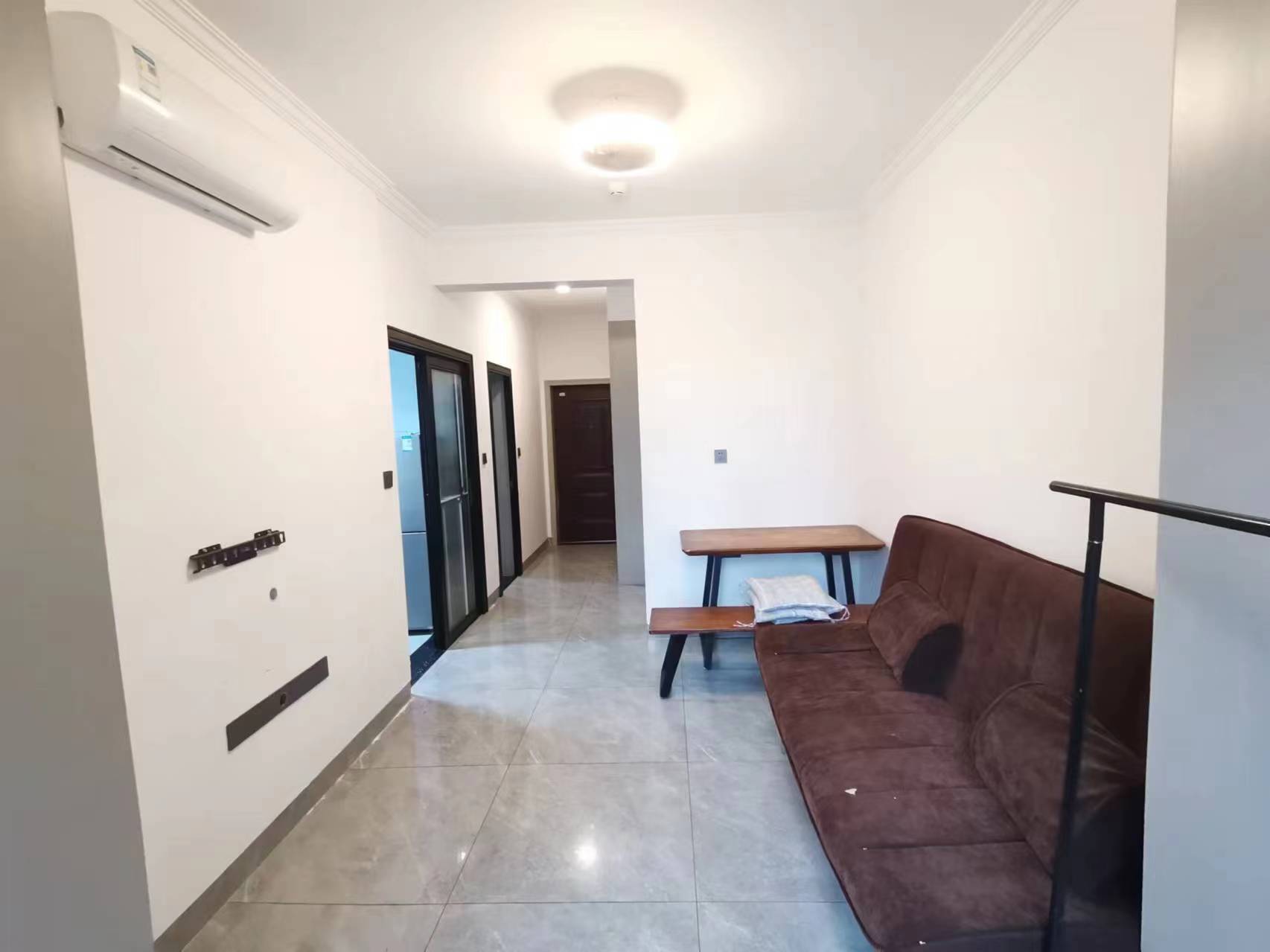 山水豪庭 1室1厅1卫 25.5万 山水豪庭 1室1厅1卫 25.5万室内图