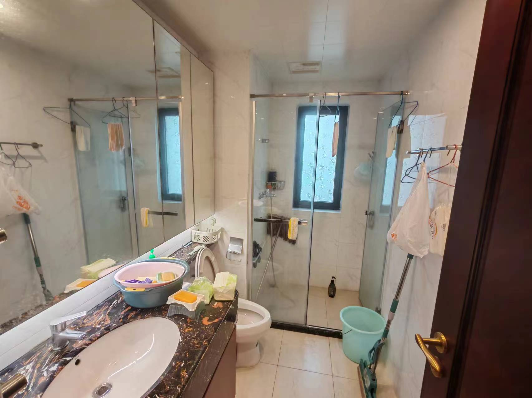 恒大华府  4室2厅2卫    92.9万 恒大华府  4室2厅2卫    92.9万室内图