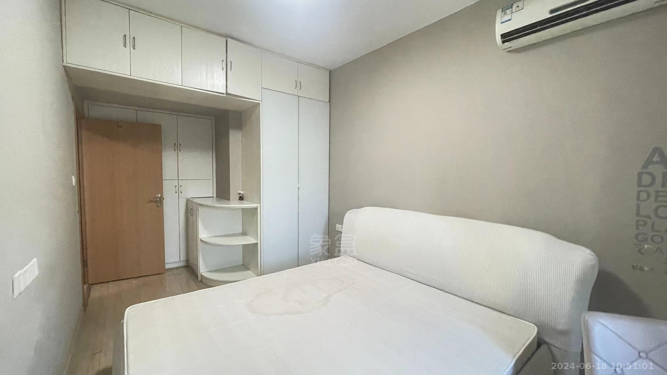 山水国际  1室1厅1卫   1300.00元/月室内图