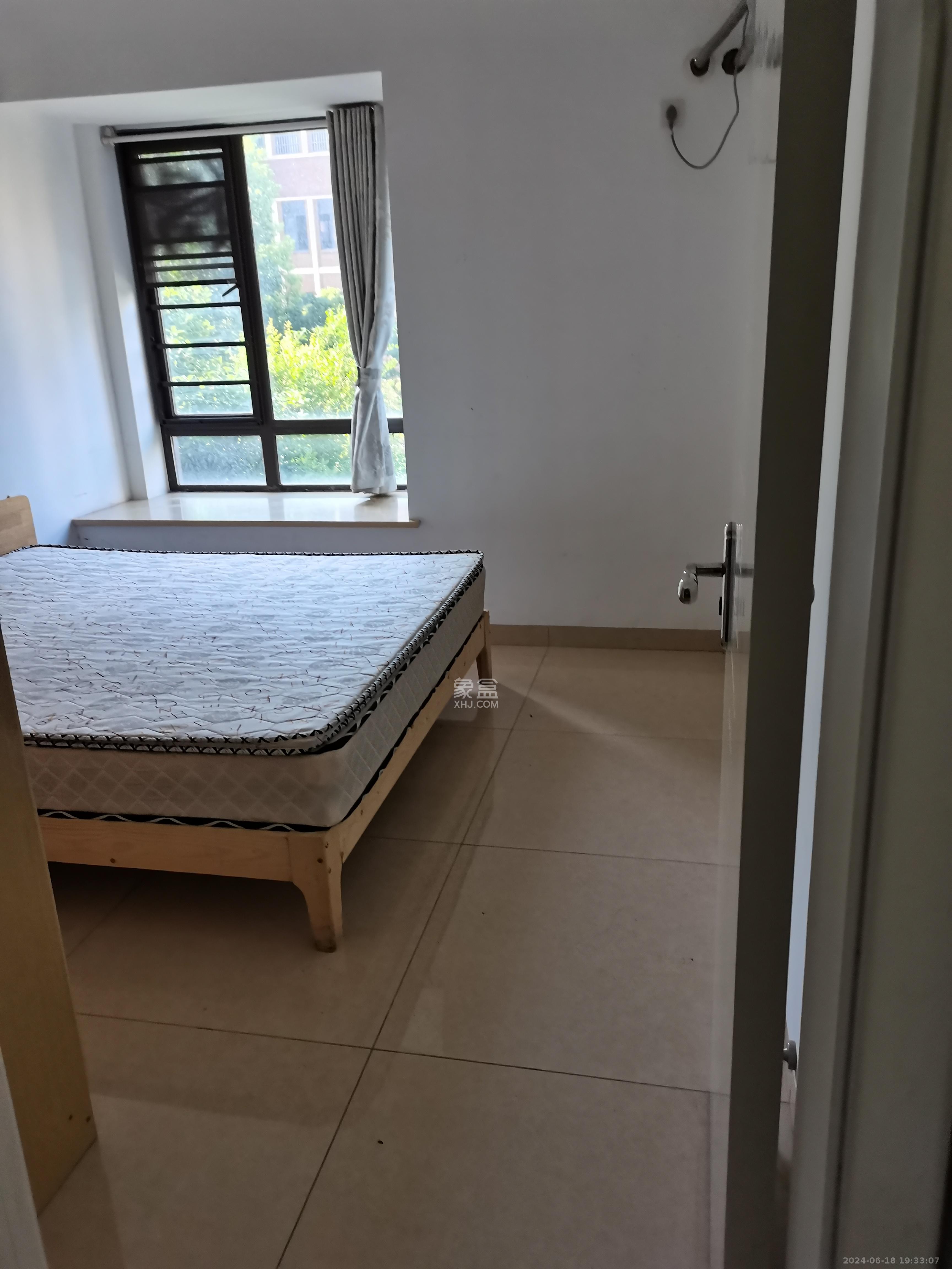 阳光城尚东湾学园区 2室2厅1卫 2300.0元/月 阳光城尚东湾学园区 2室2厅1卫 2300.0元/月室内图