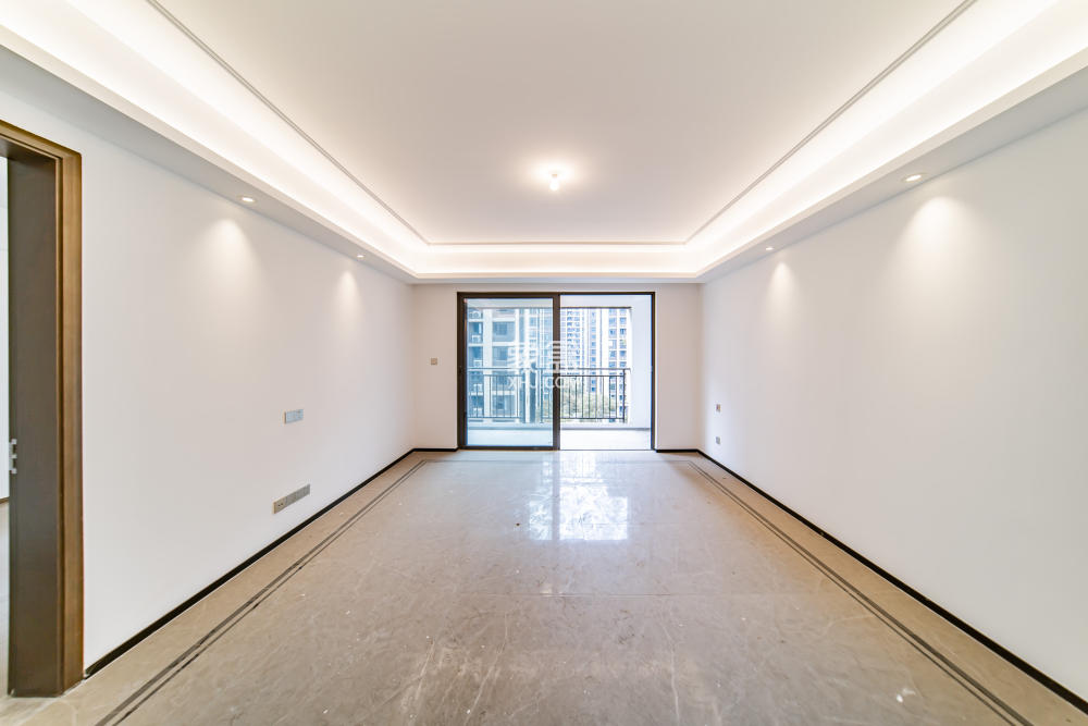 建发电建江山悦  4室2厅2卫   218.00万