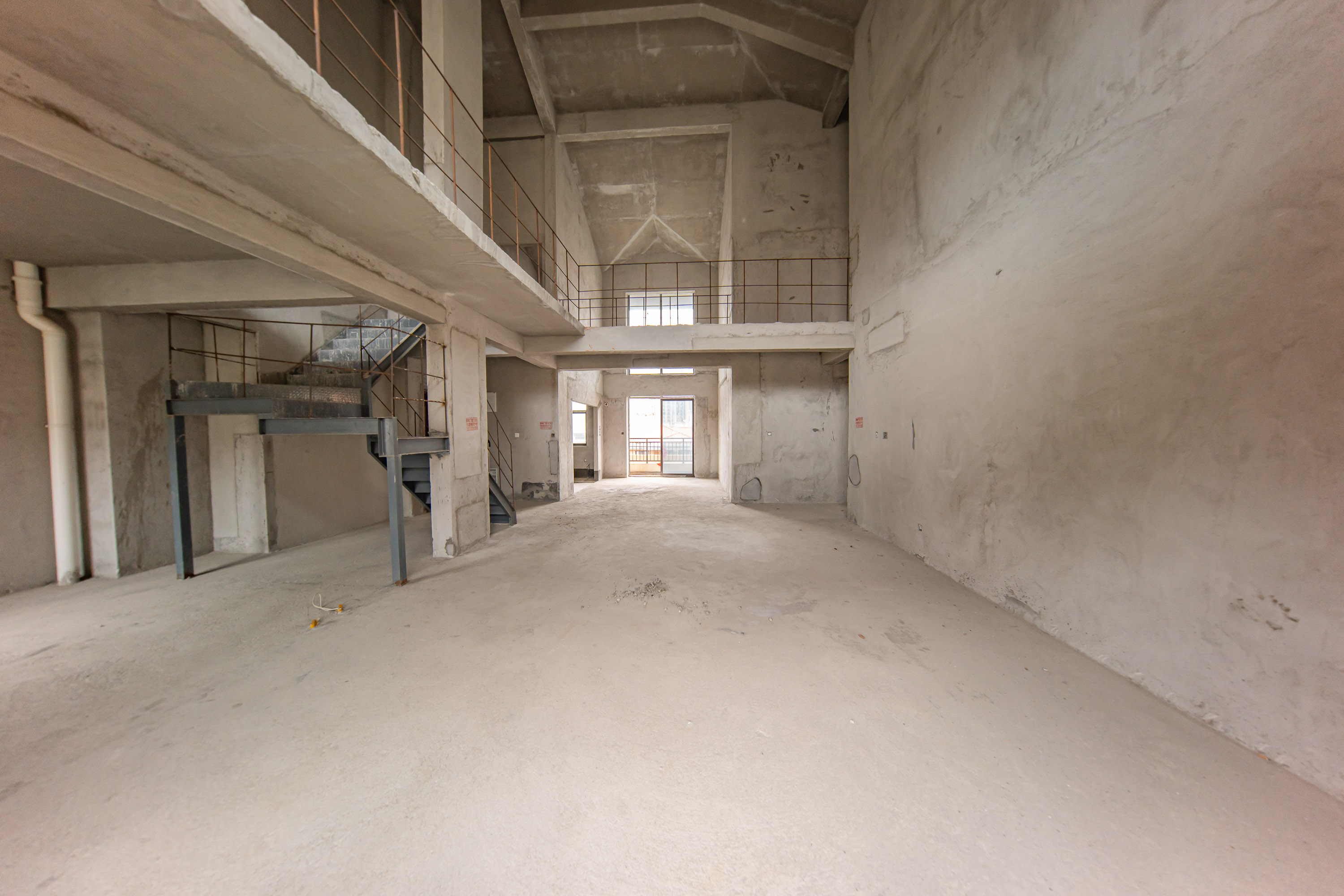 江山帝景雅墅(普罗旺斯) 8室3厅4卫 440.0万 江山帝景雅墅(普罗旺斯) 8室3厅4卫 440.0万客厅